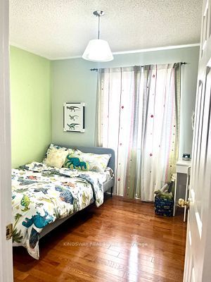 4 Cogswell Cres
