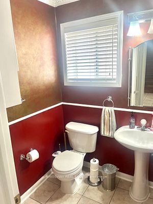 4 Cogswell Cres
