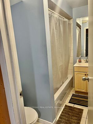 4 Cogswell Cres