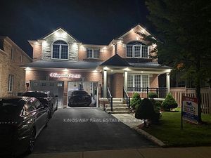 4 Cogswell Cres
