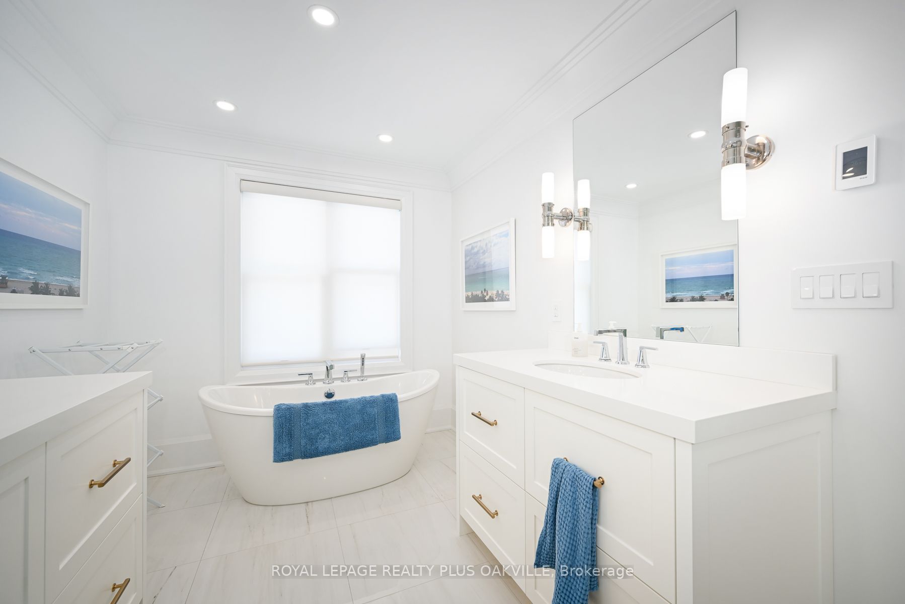 336 Robinson Street, #2