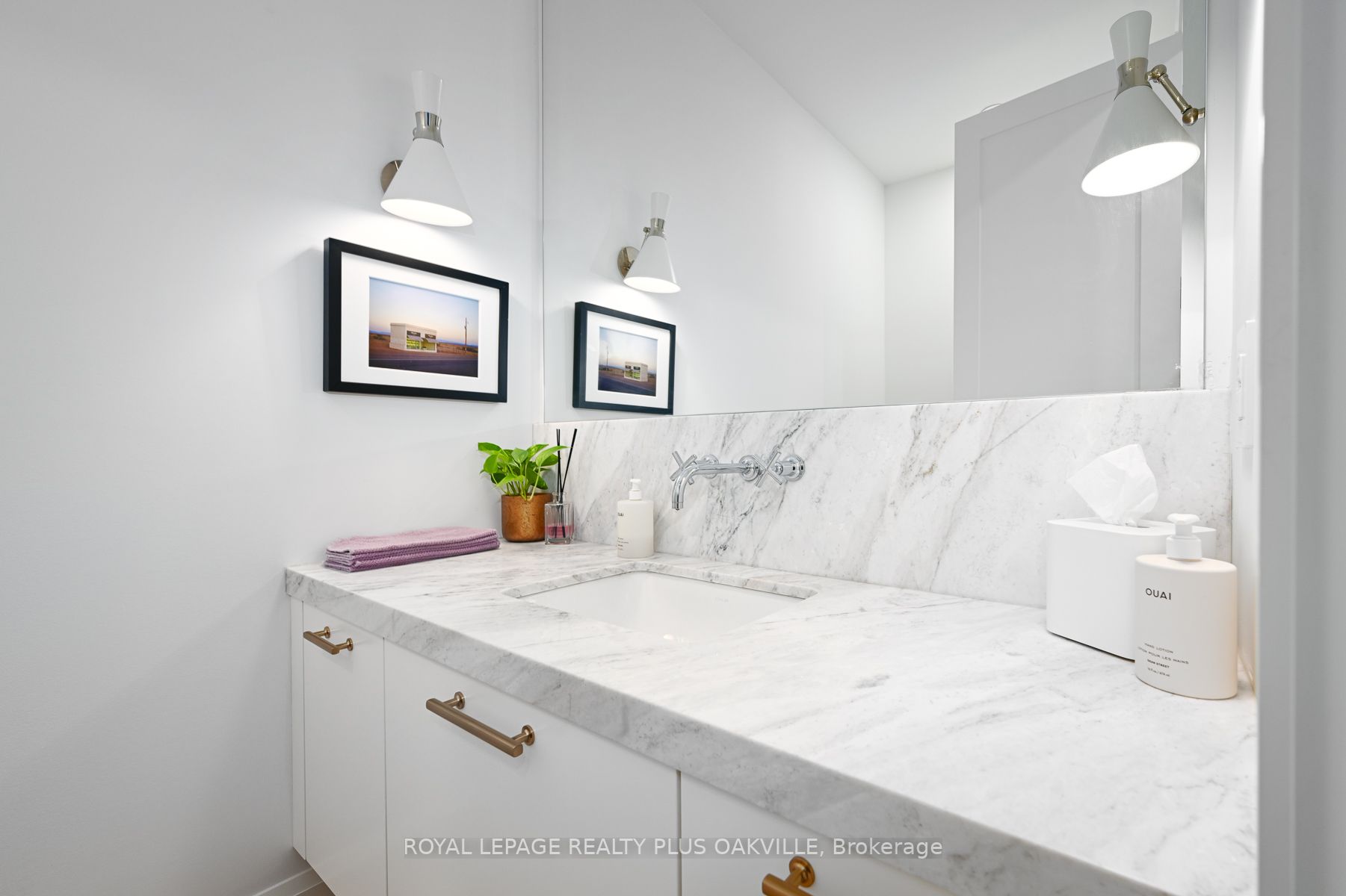 336 Robinson Street, #2