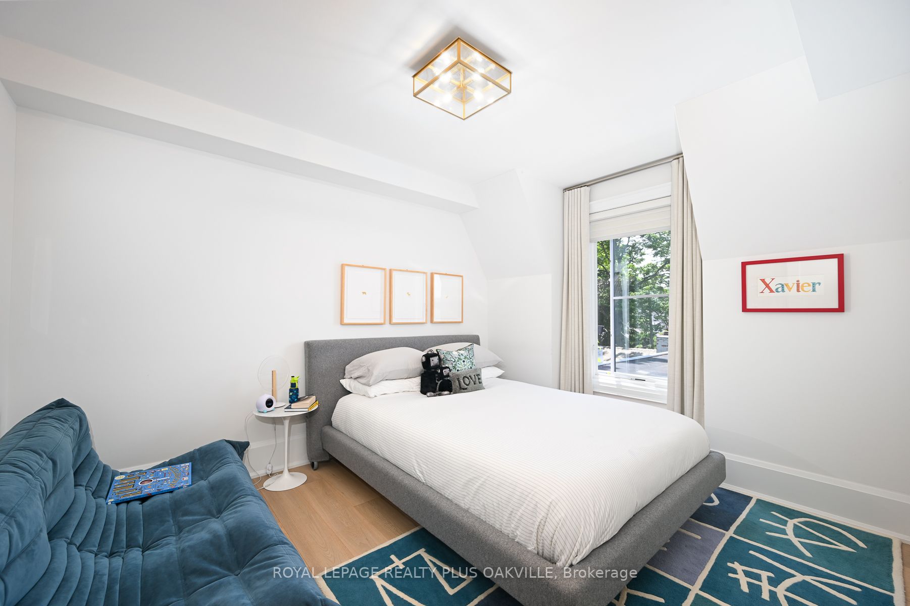336 Robinson Street, #2