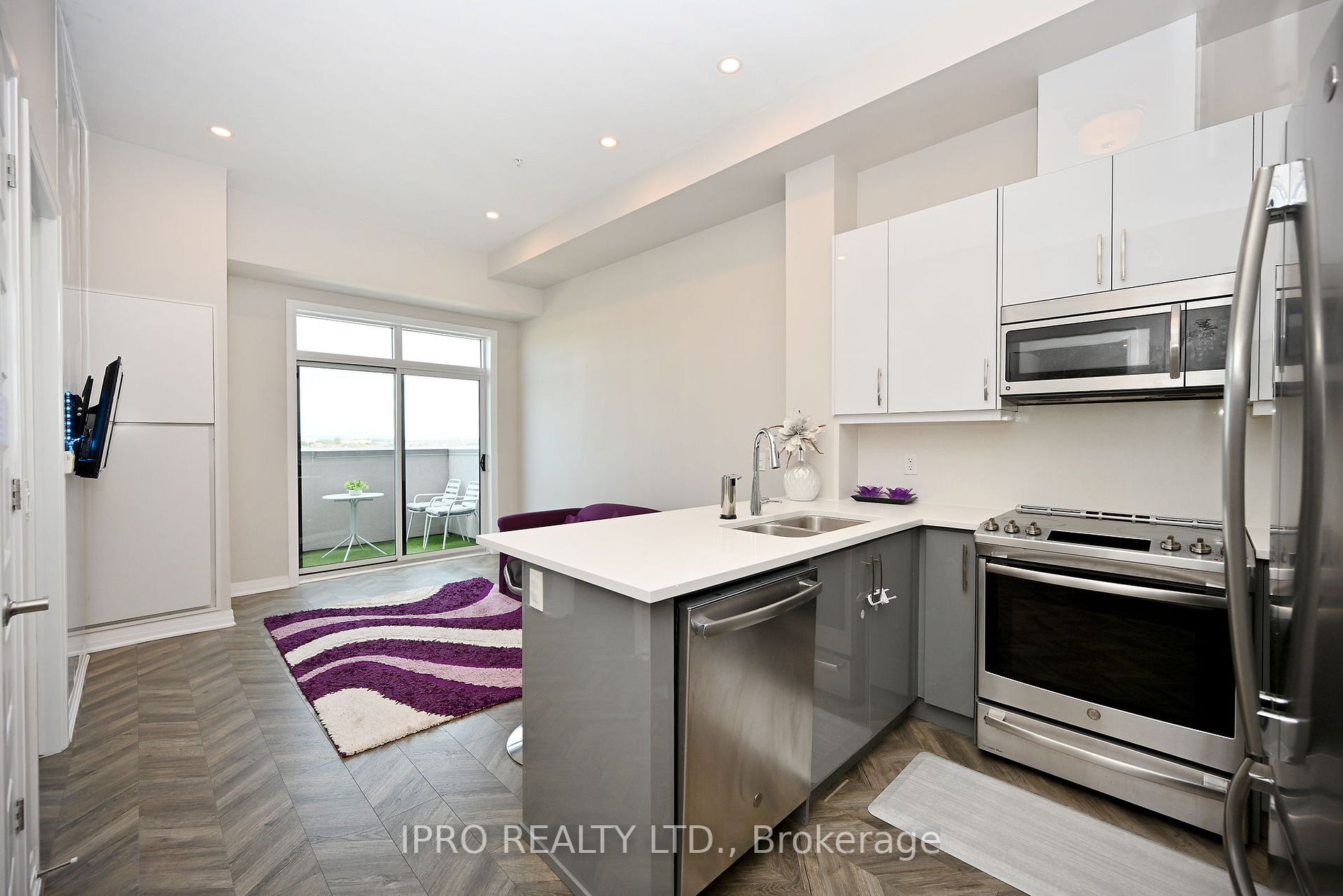 1105 Leger Way, #619