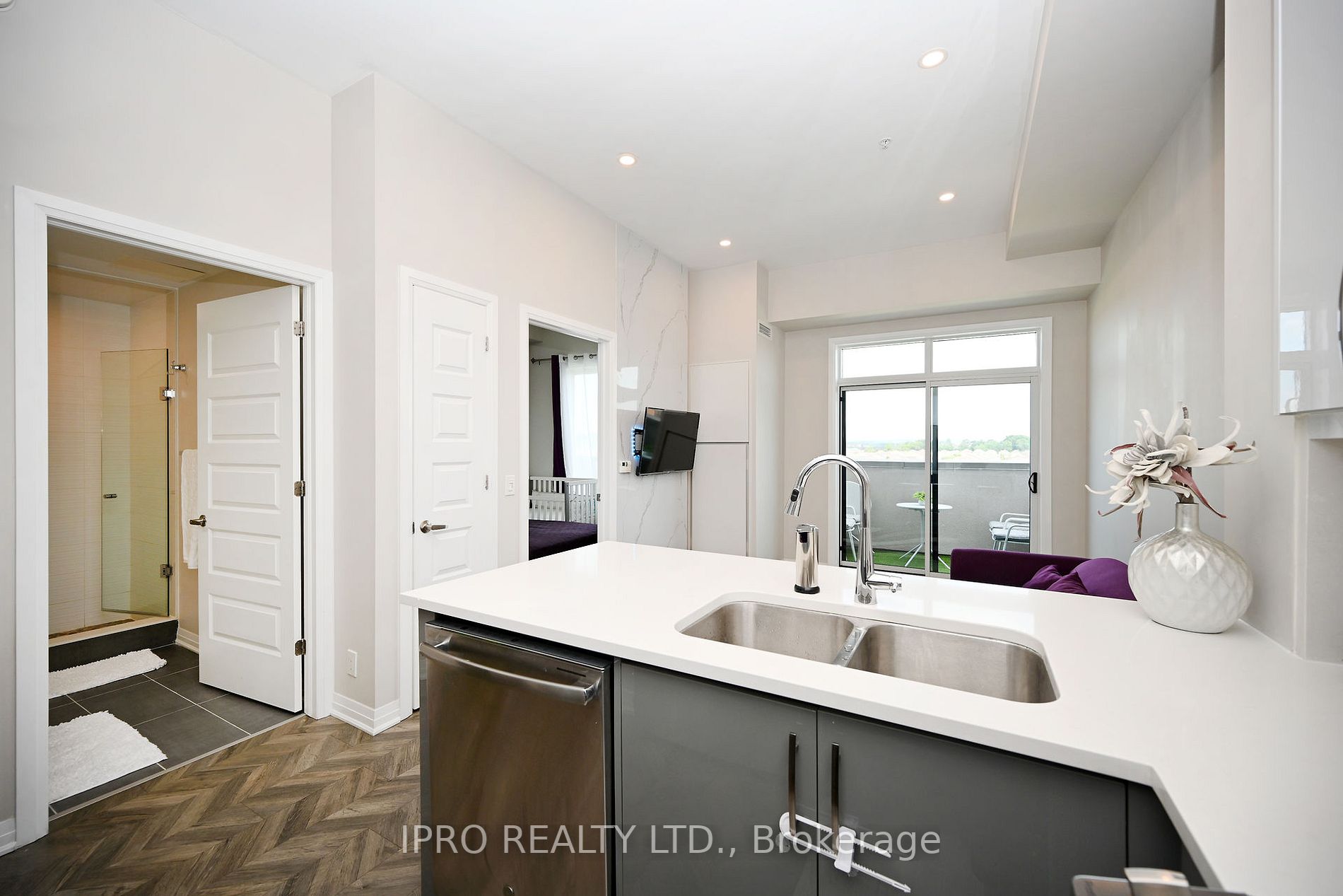 1105 Leger Way, #619