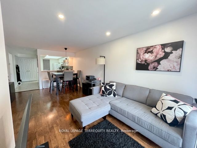 109 Bristol Rd E, #136