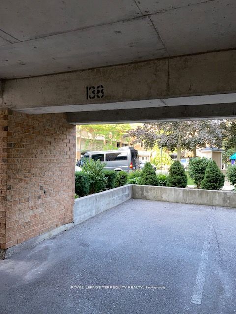 109 Bristol Rd E, #136