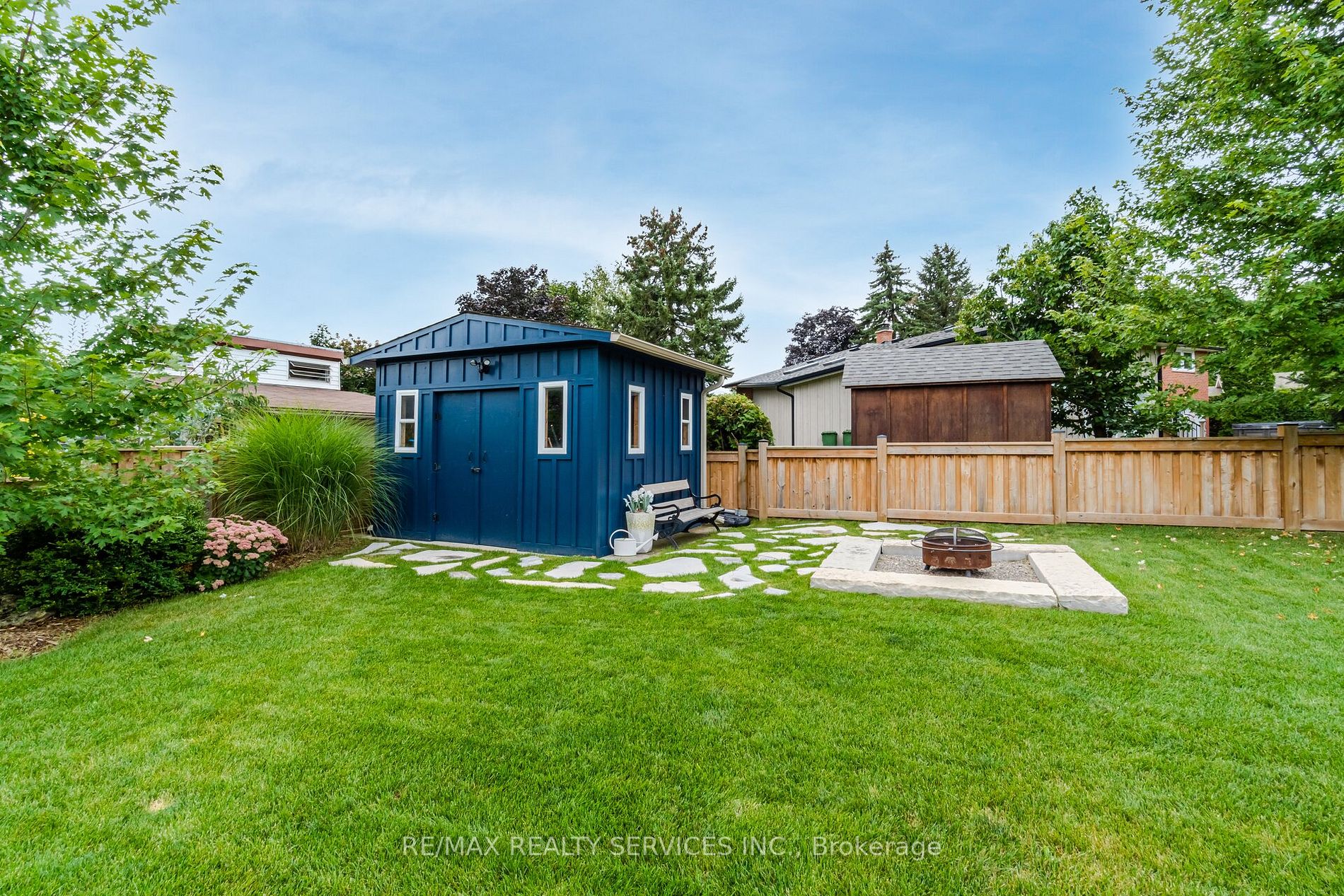 59 Marilyn St