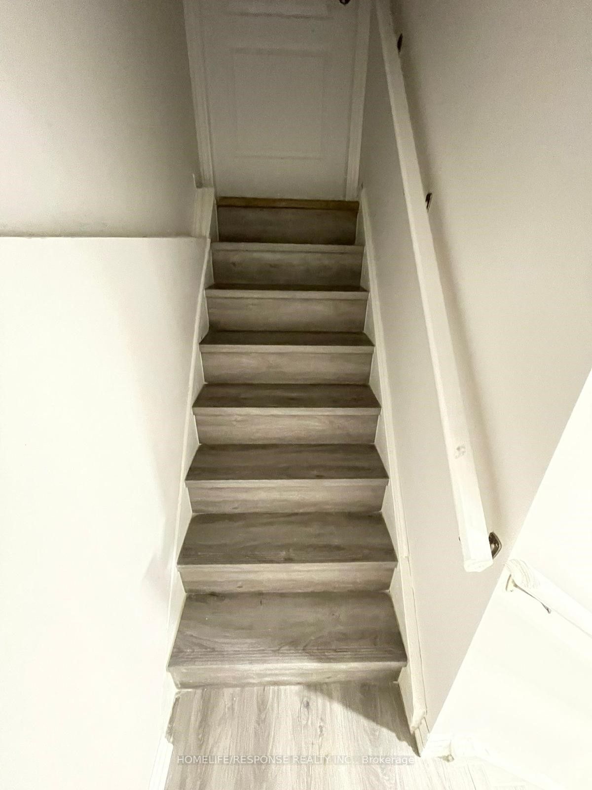 4 Laurier Ave, #Lower