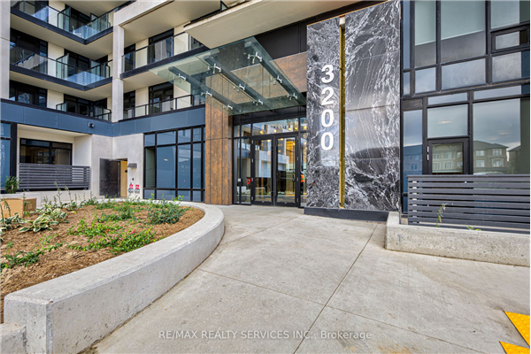 3200 William Coltson Ave, Oakville