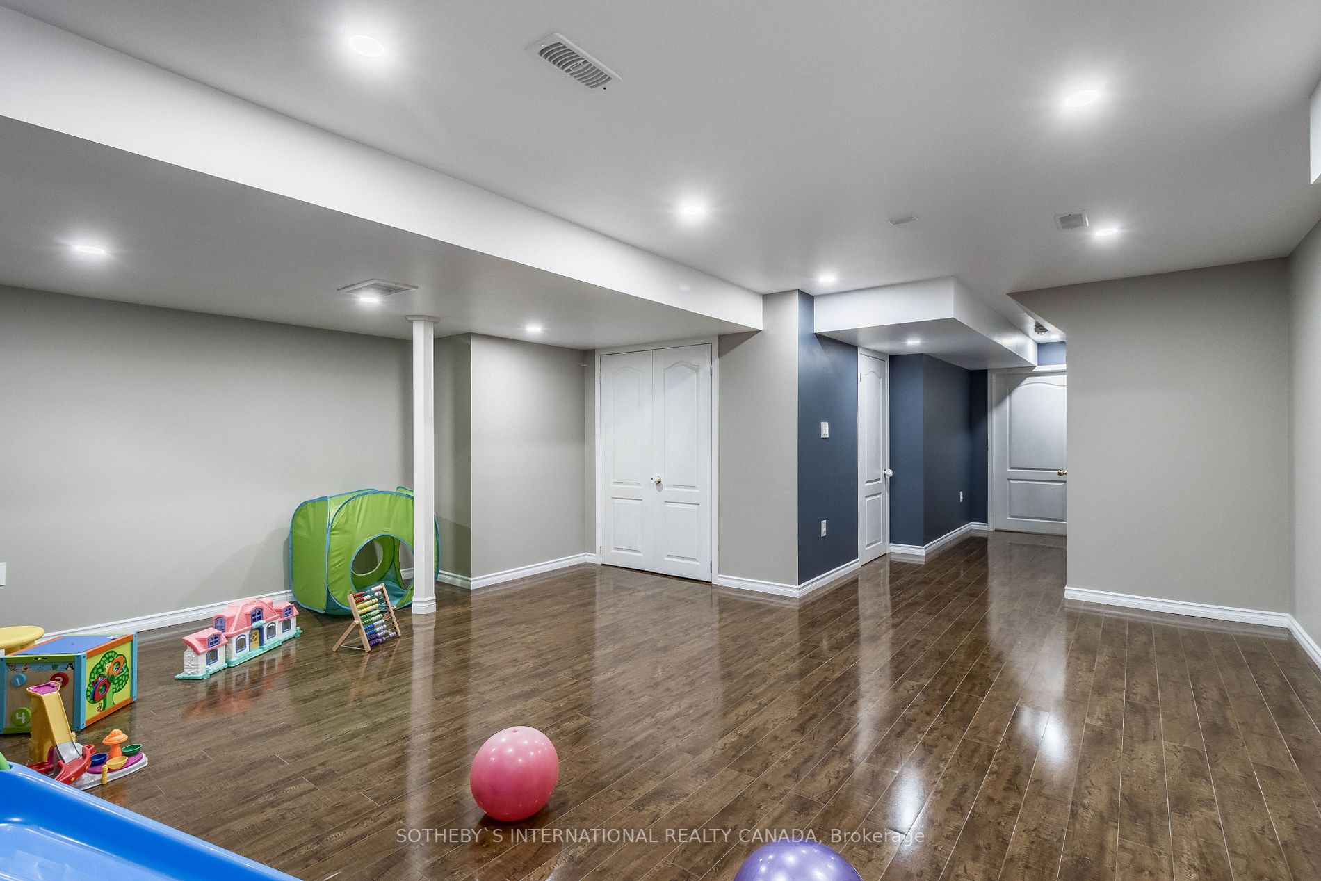Listing W6816004 - Large Photo # 34