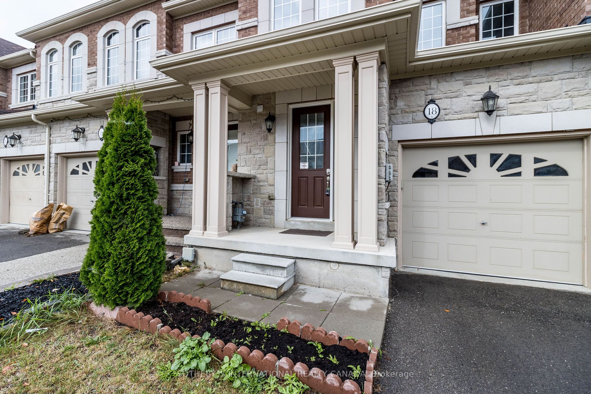 Listing W6816004 - Large Photo # 3