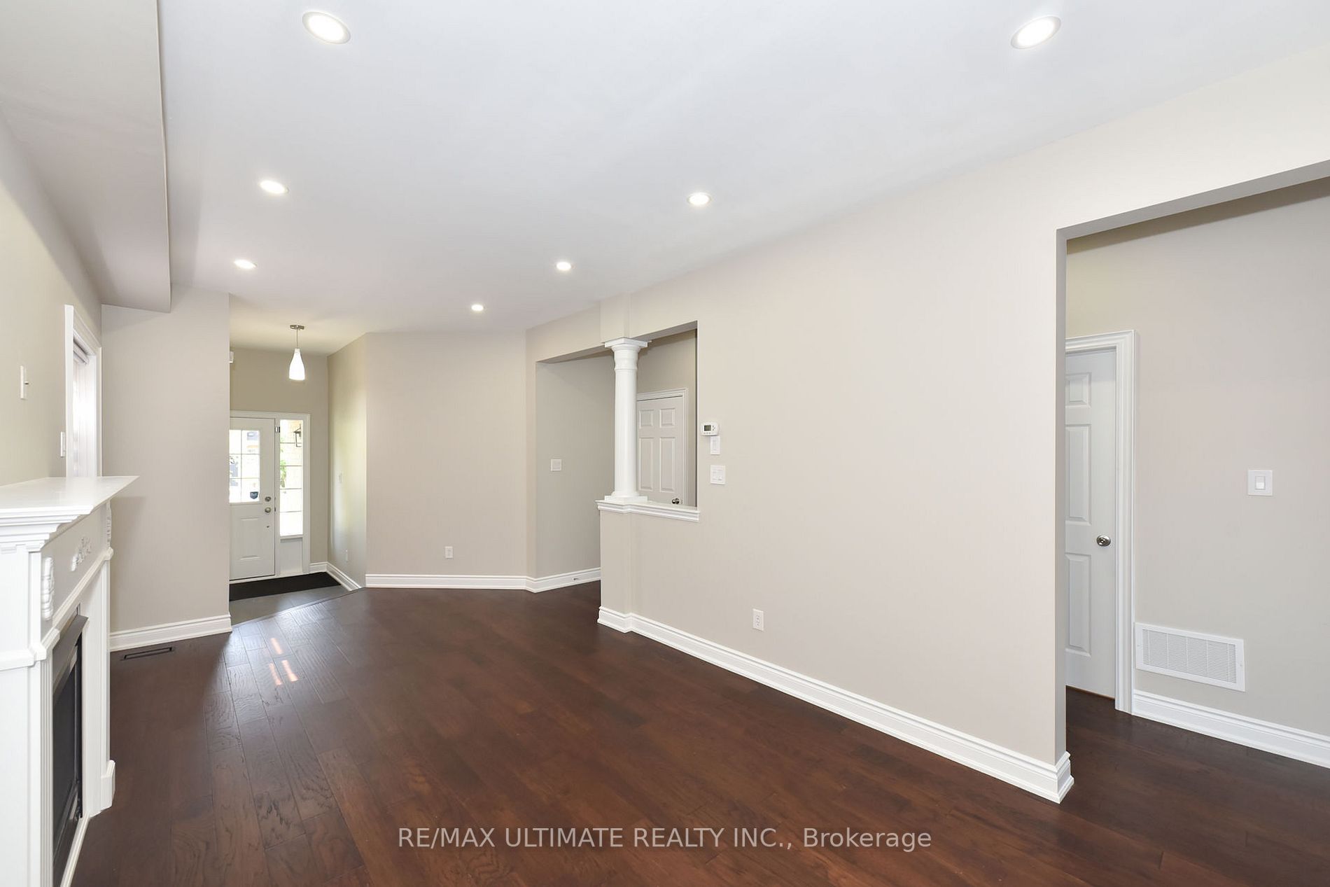 27 La Roche Avenue