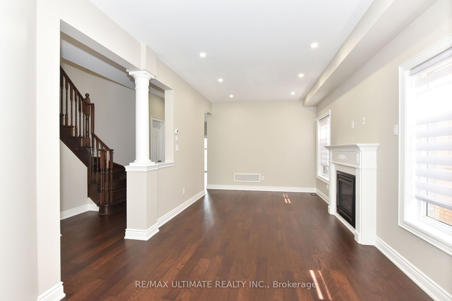 27 La Roche Avenue