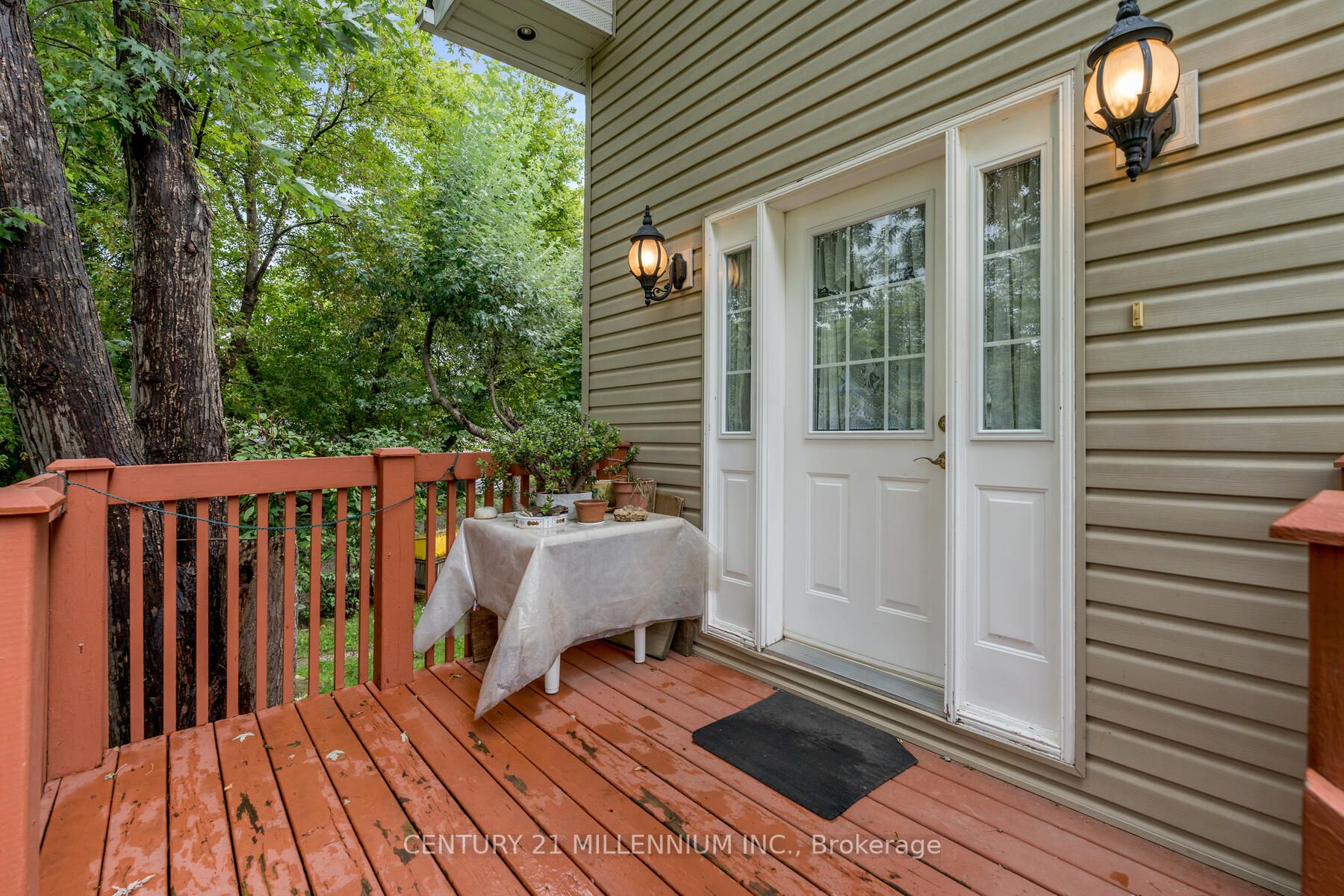11 Old Pavillion Road