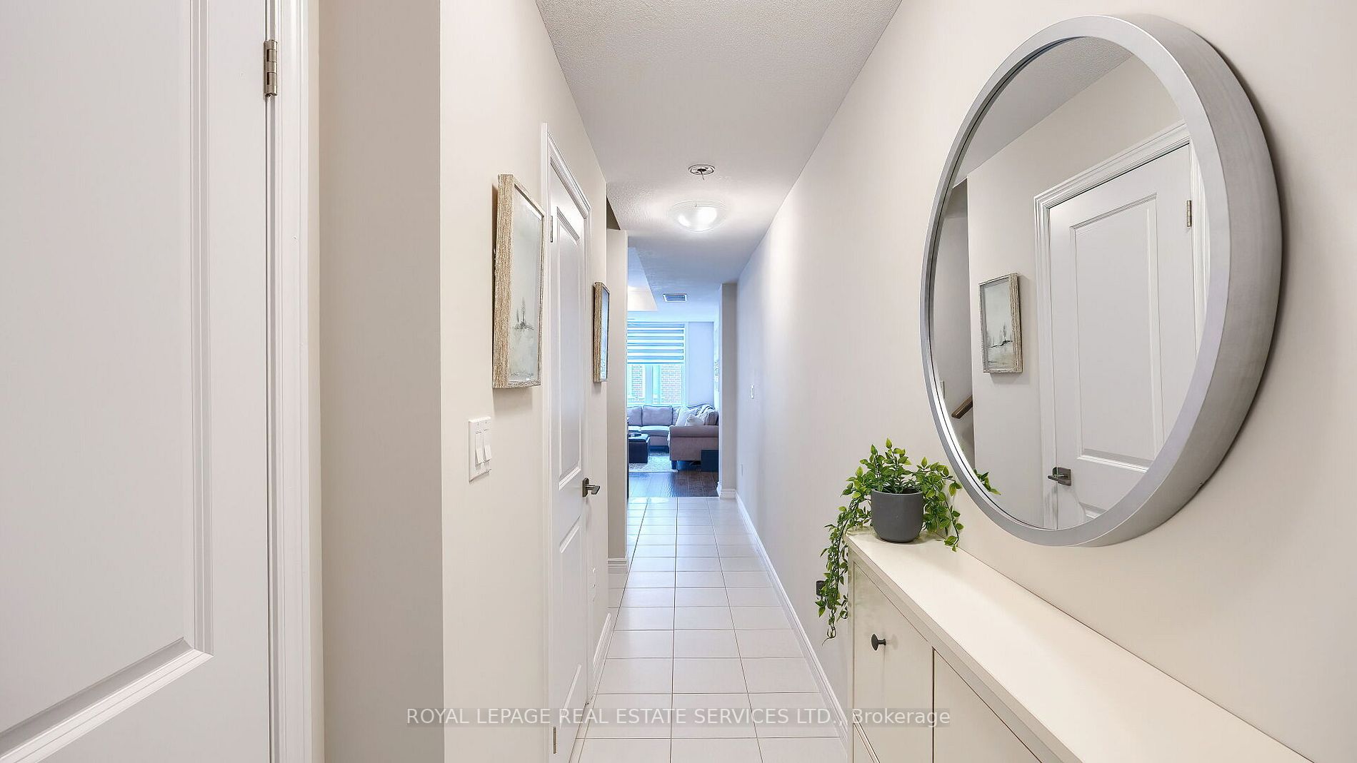 445 Ontario St S, #68