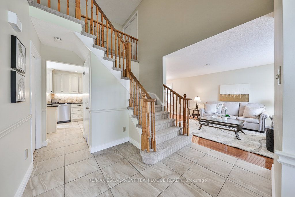 2120 Deer Run Ave
