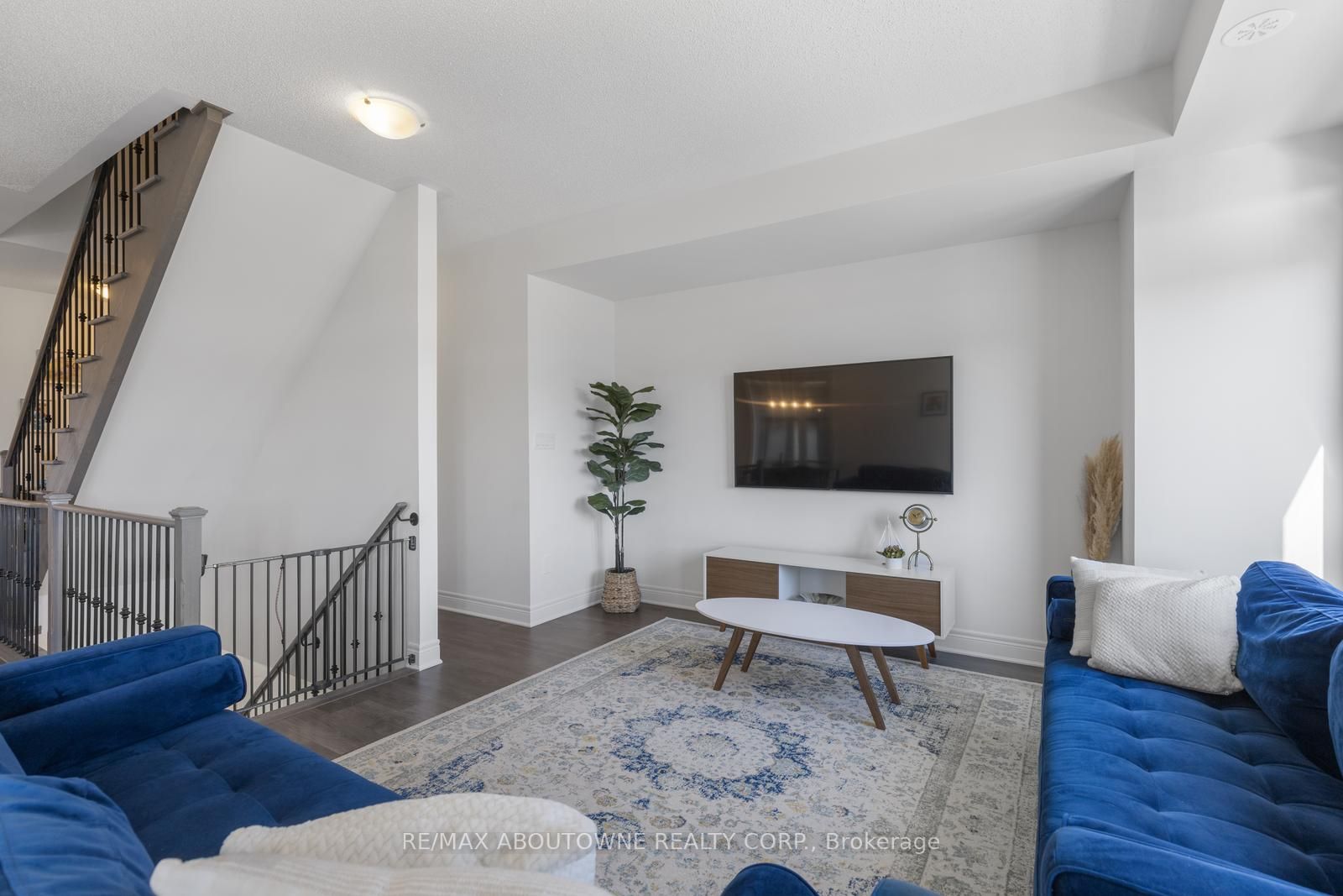 1421 Clarriage Crt