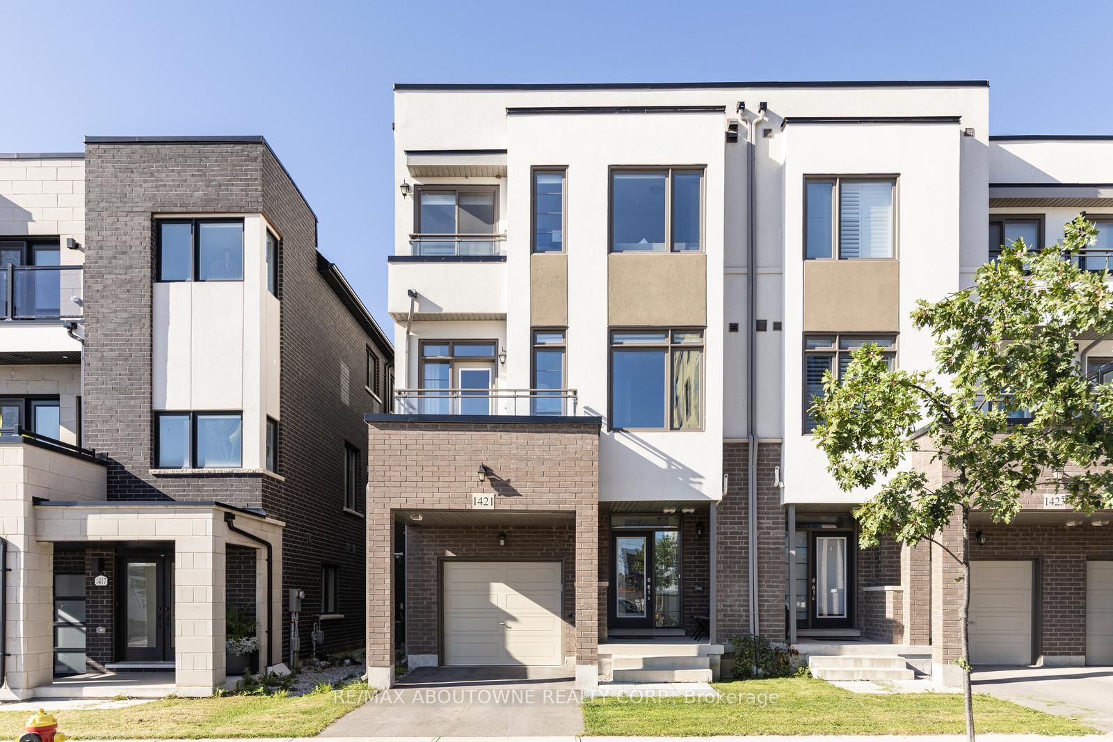 1421 Clarriage Crt