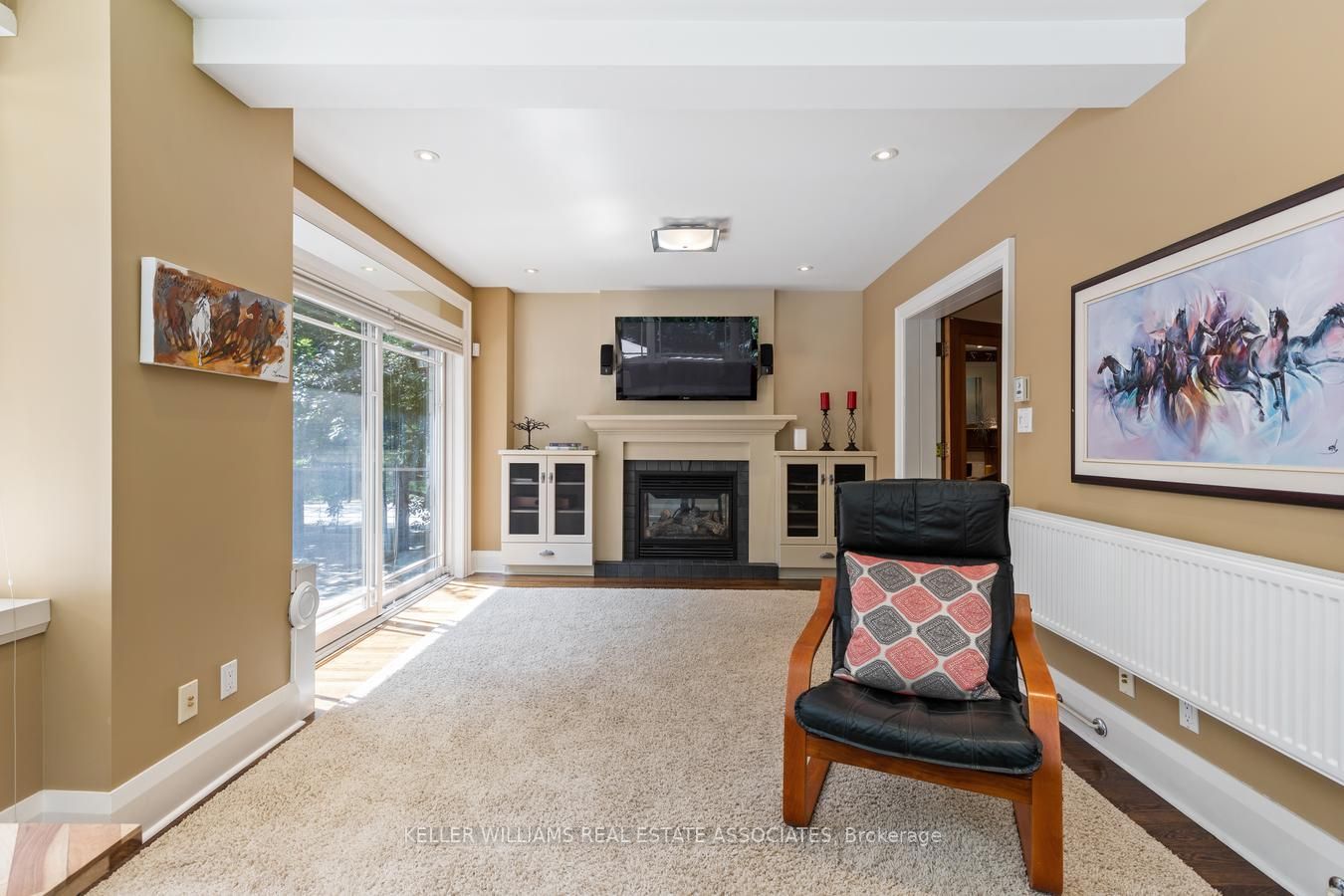 2095 Autumn Breeze Dr S