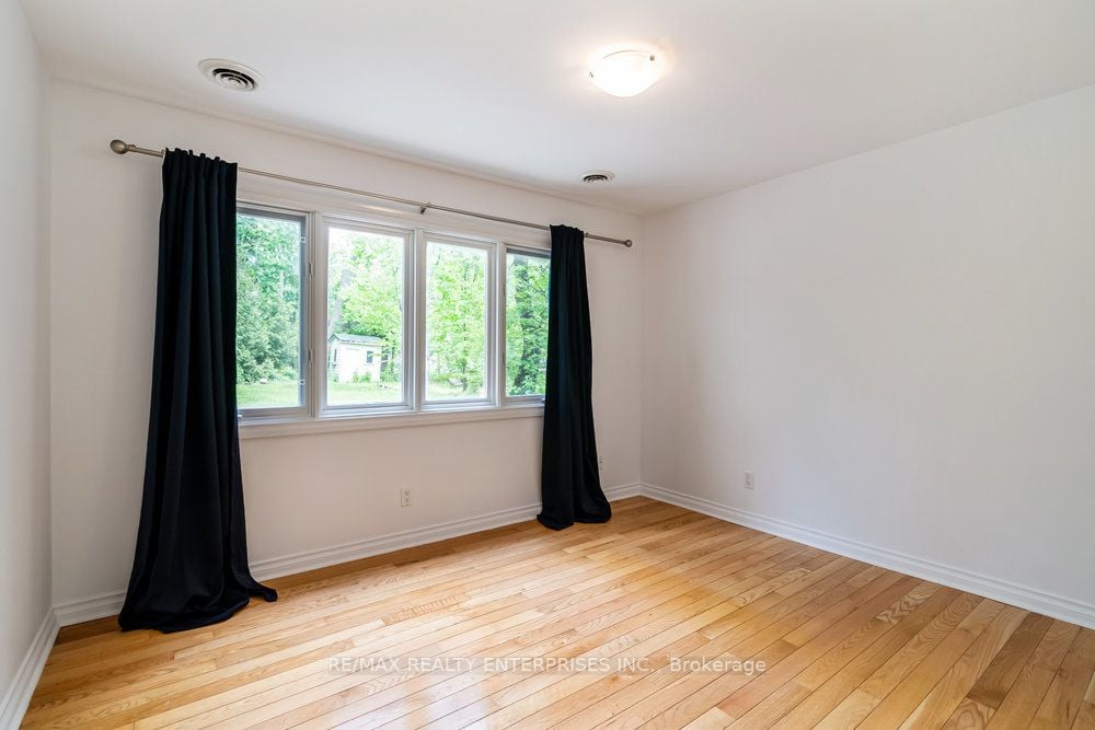 1361 Goldthorpe Rd
