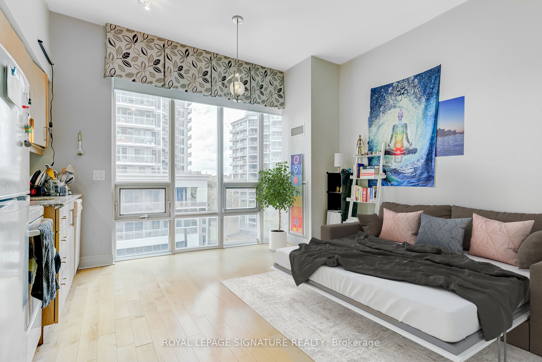 Listing W6816688 - Large Photo # 2