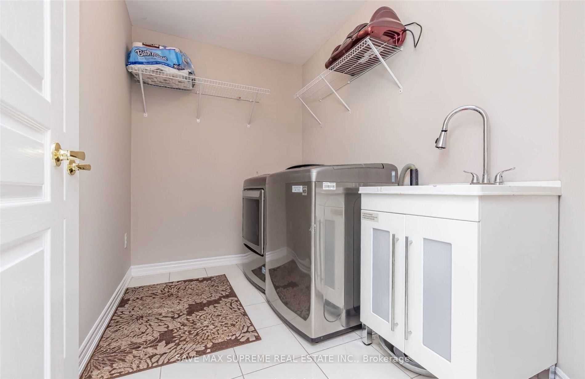 39 Kalmia Rd