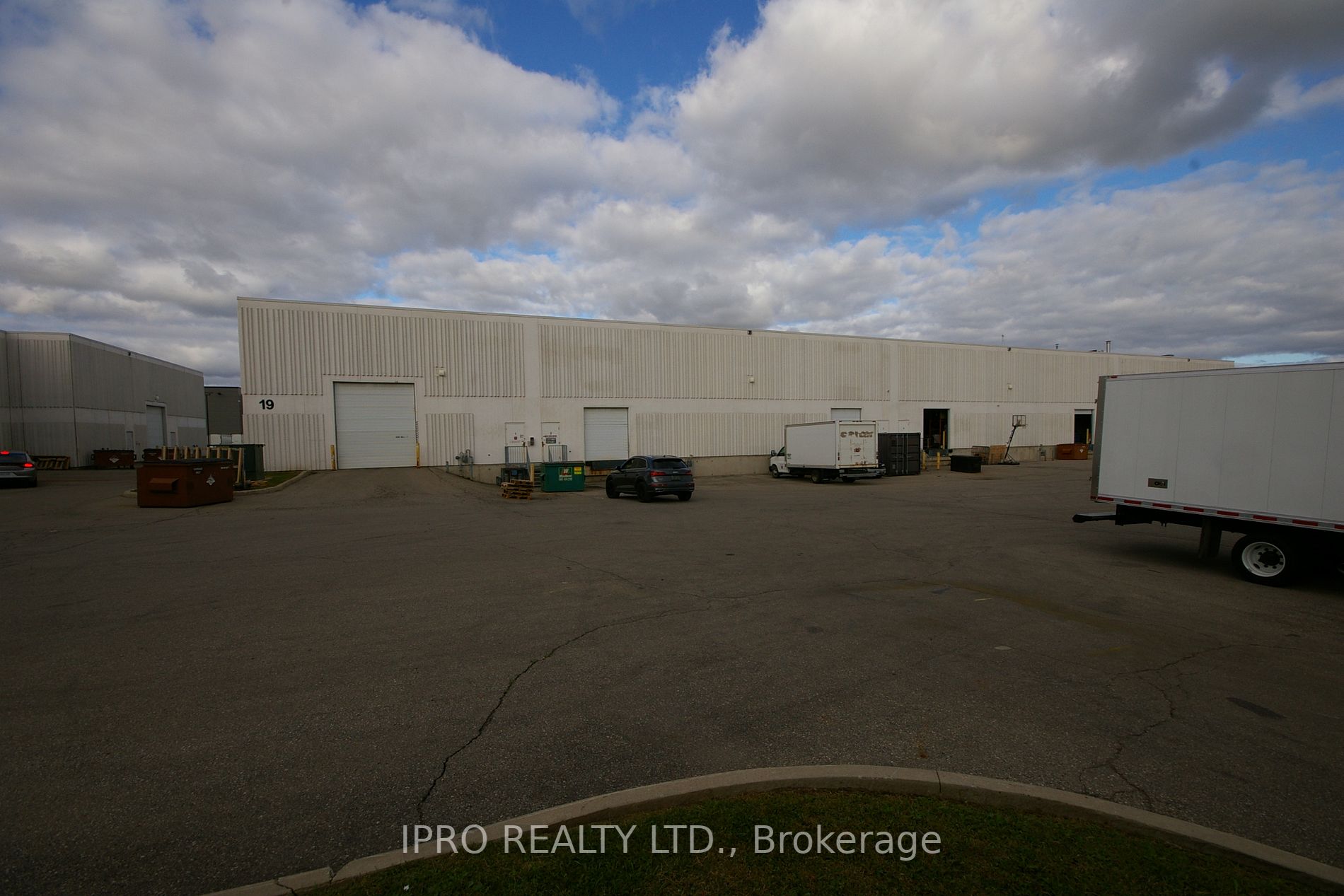 19 Brownridge Rd, #1