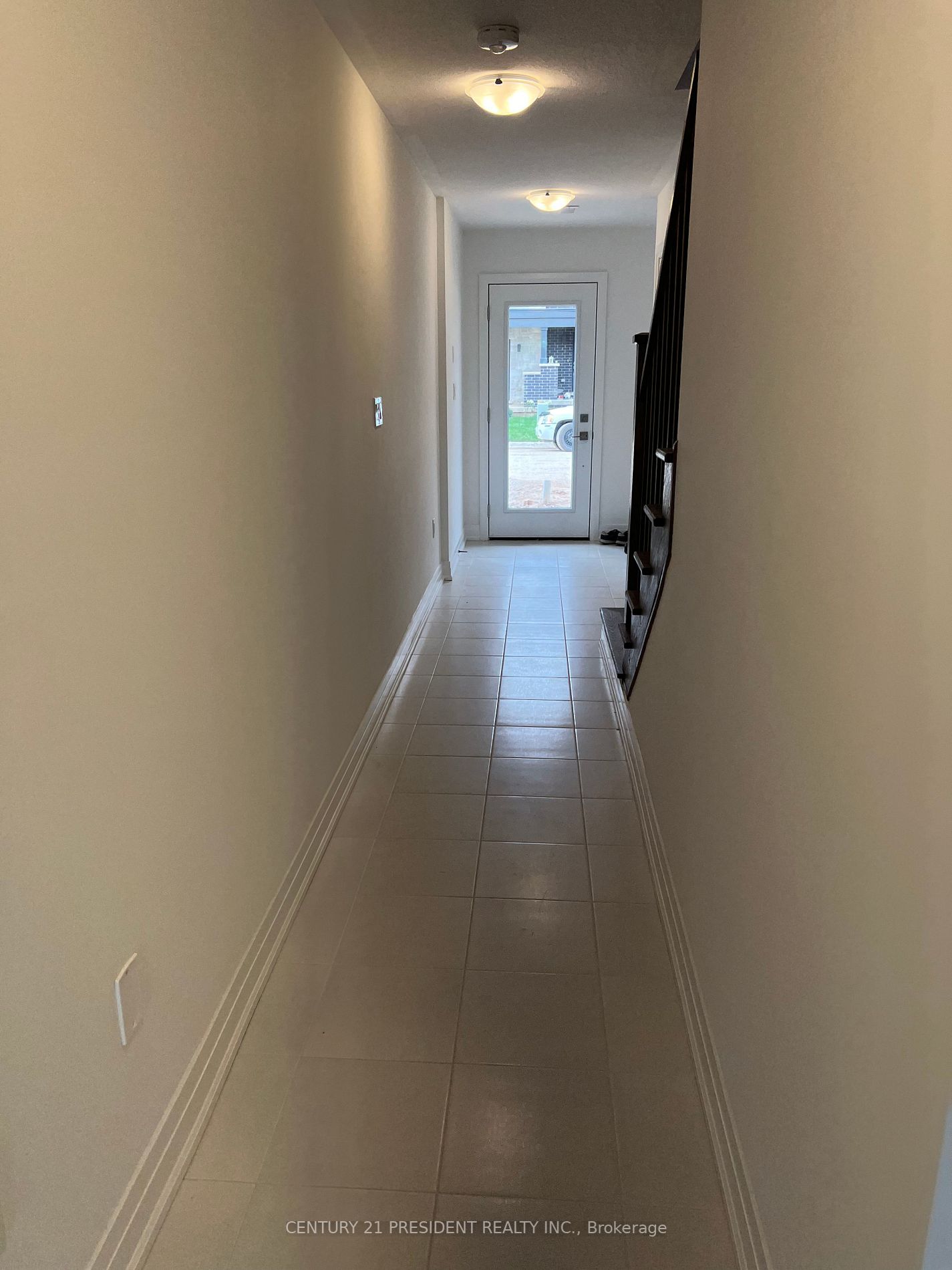 52 Humberstone Dr
