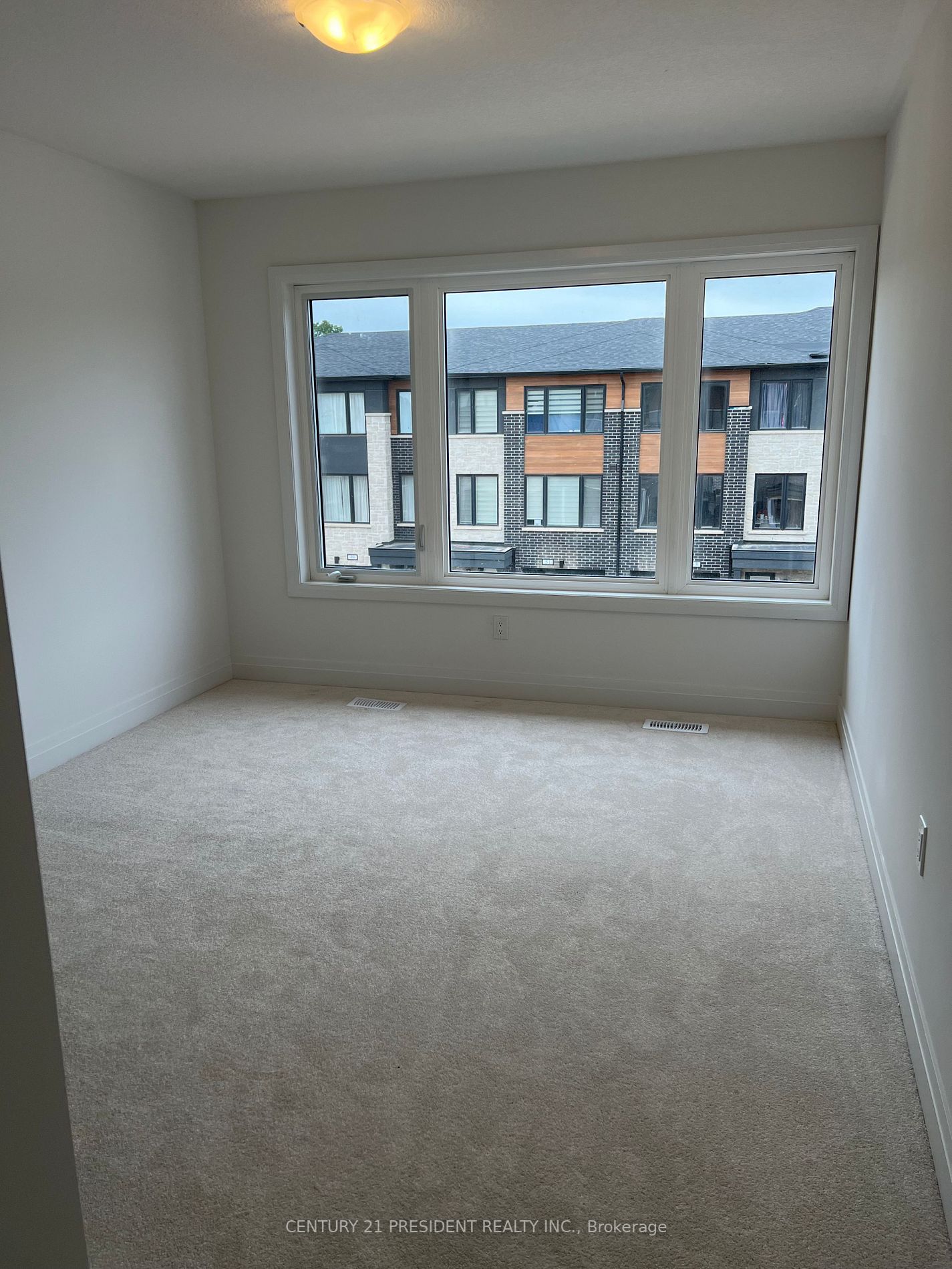 52 Humberstone Drive