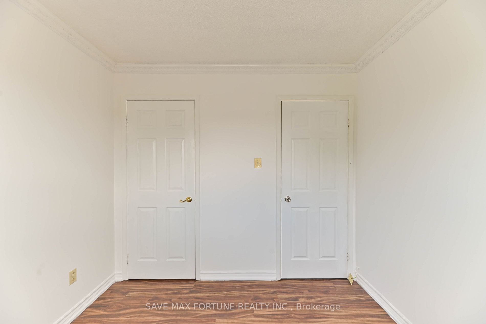 12 Weybridge Tr