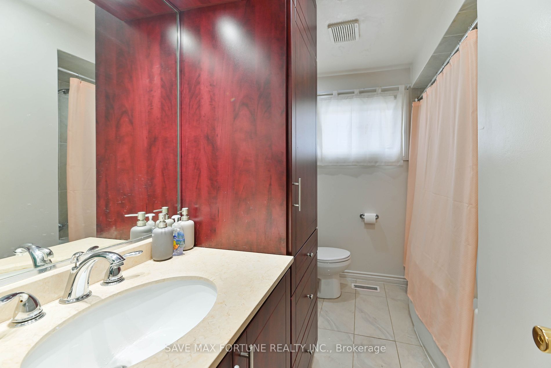12 Weybridge Tr
