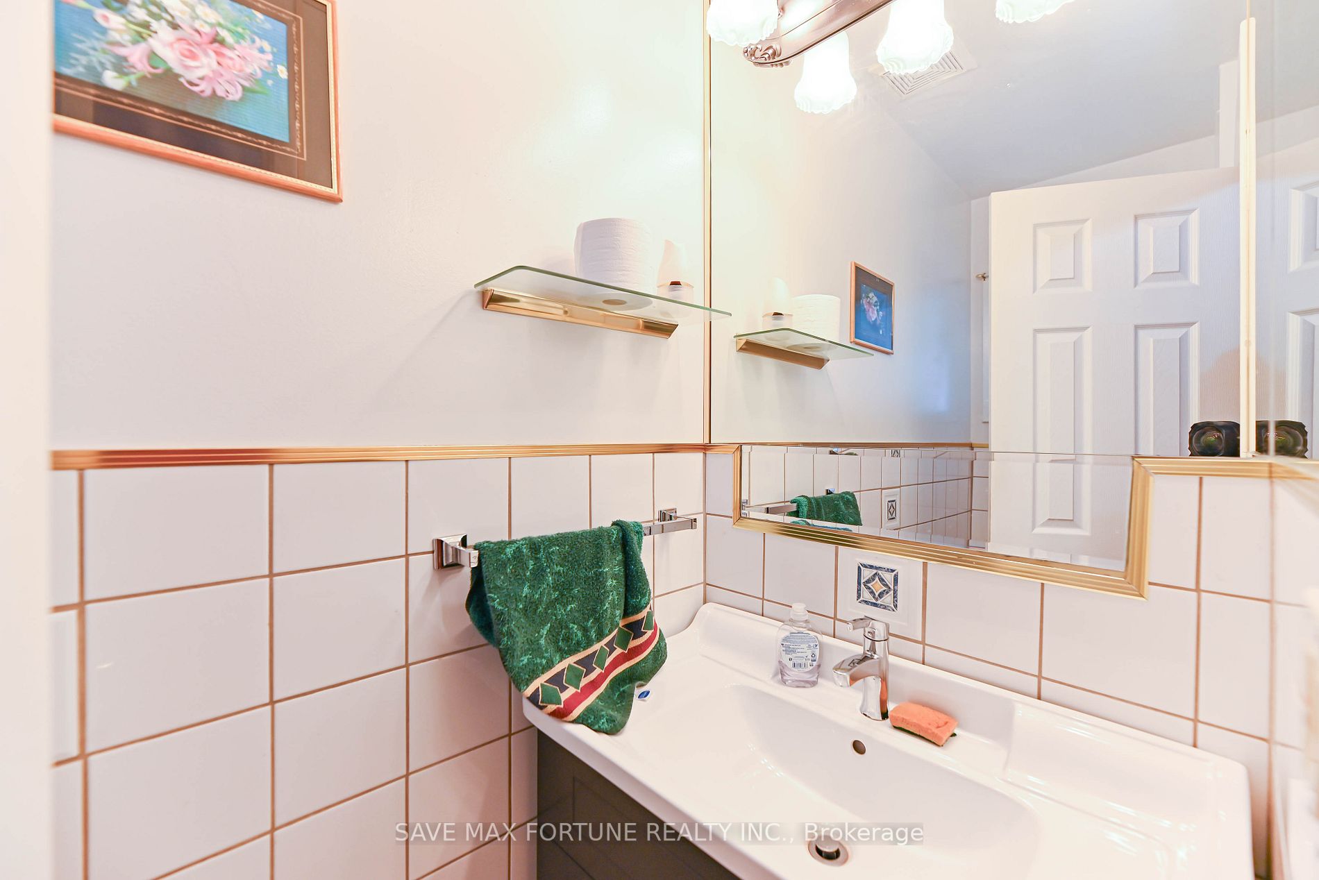 12 Weybridge Tr