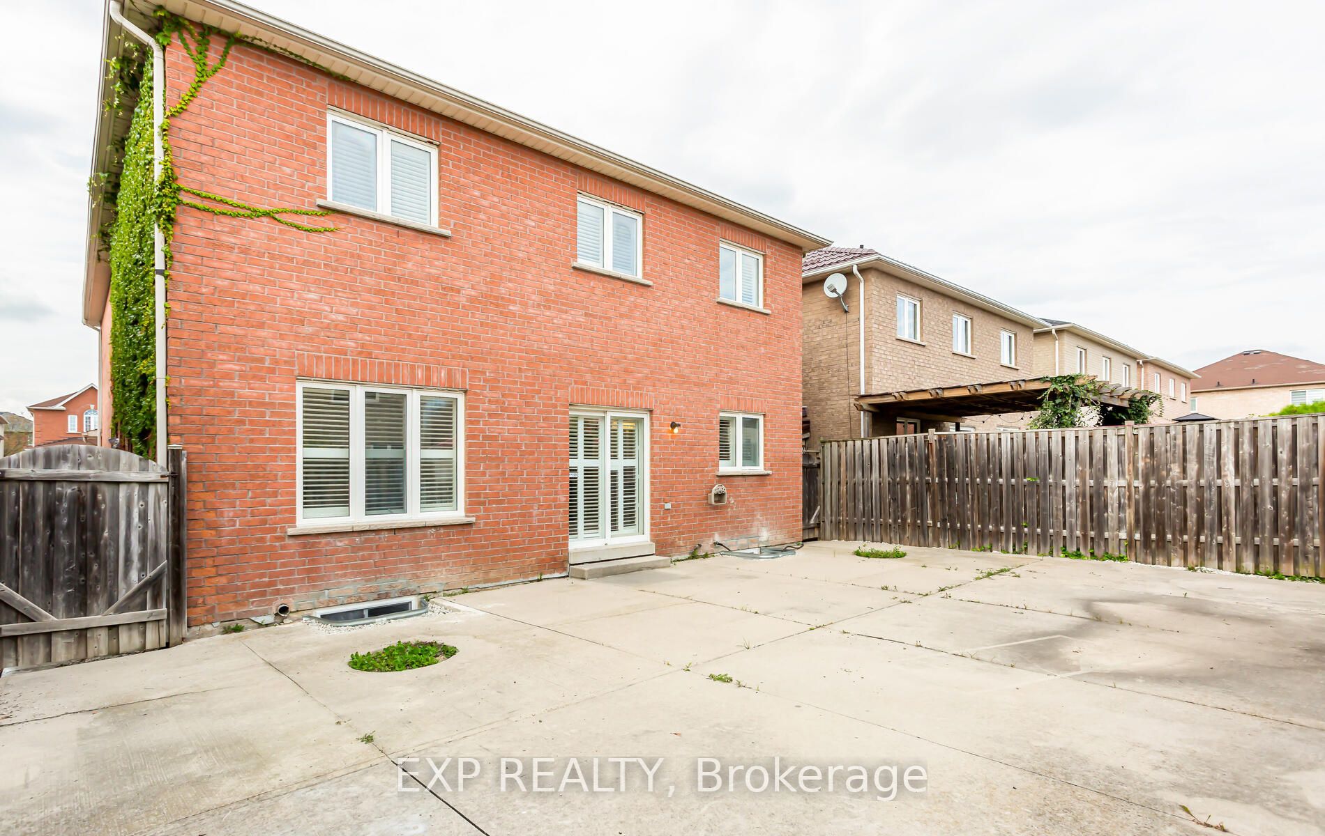 834 Father D'souza Dr