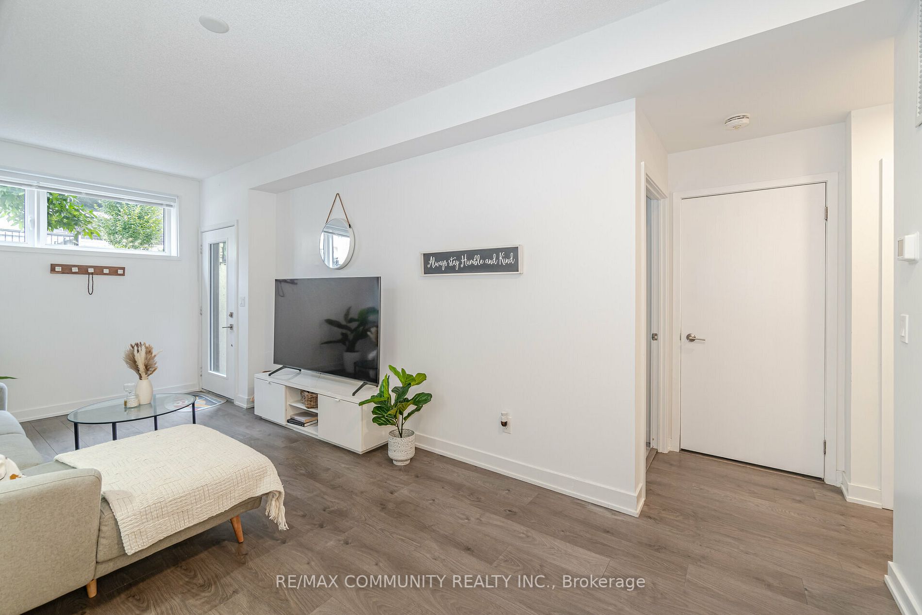 1141 Cooke Blvd, #409