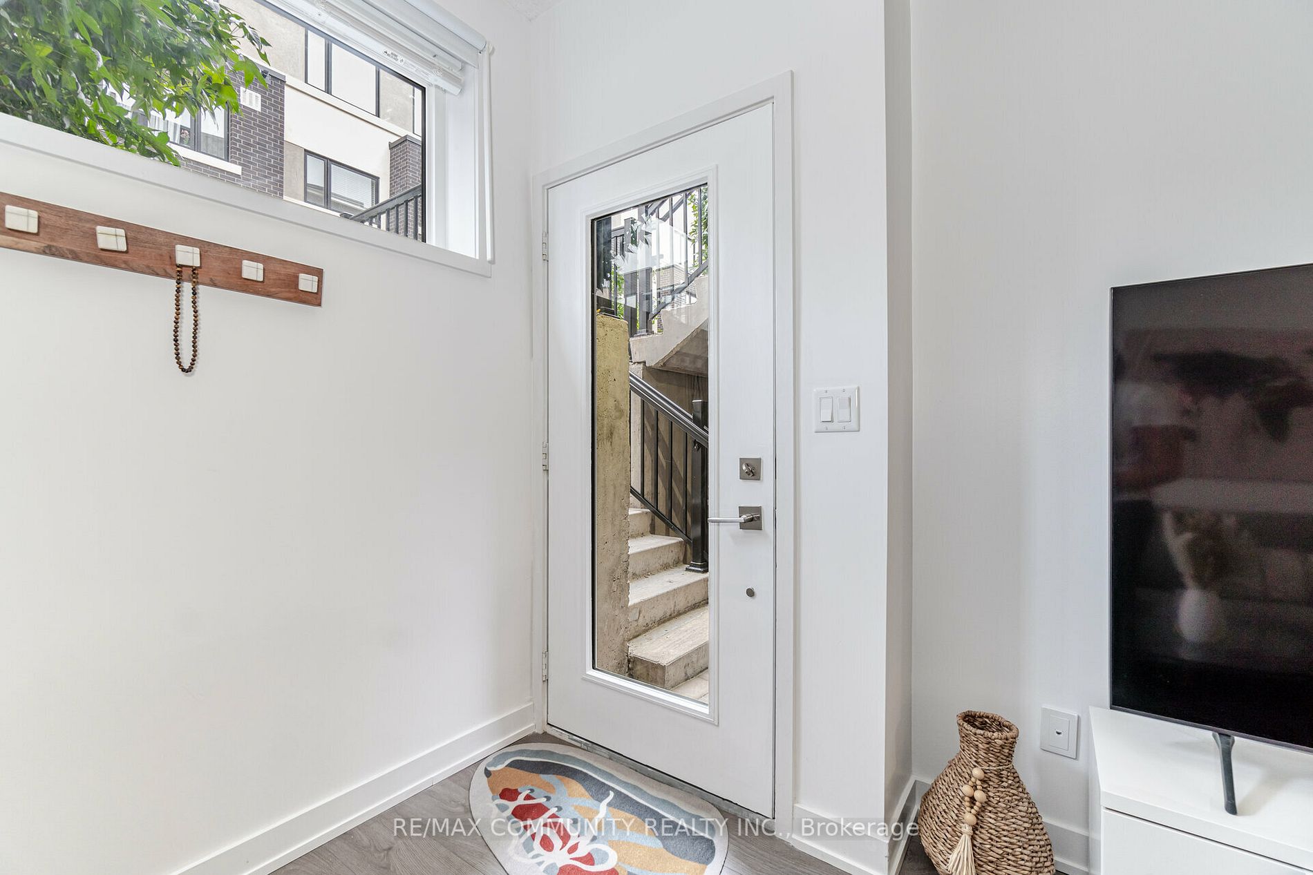 1141 Cooke Blvd, #409