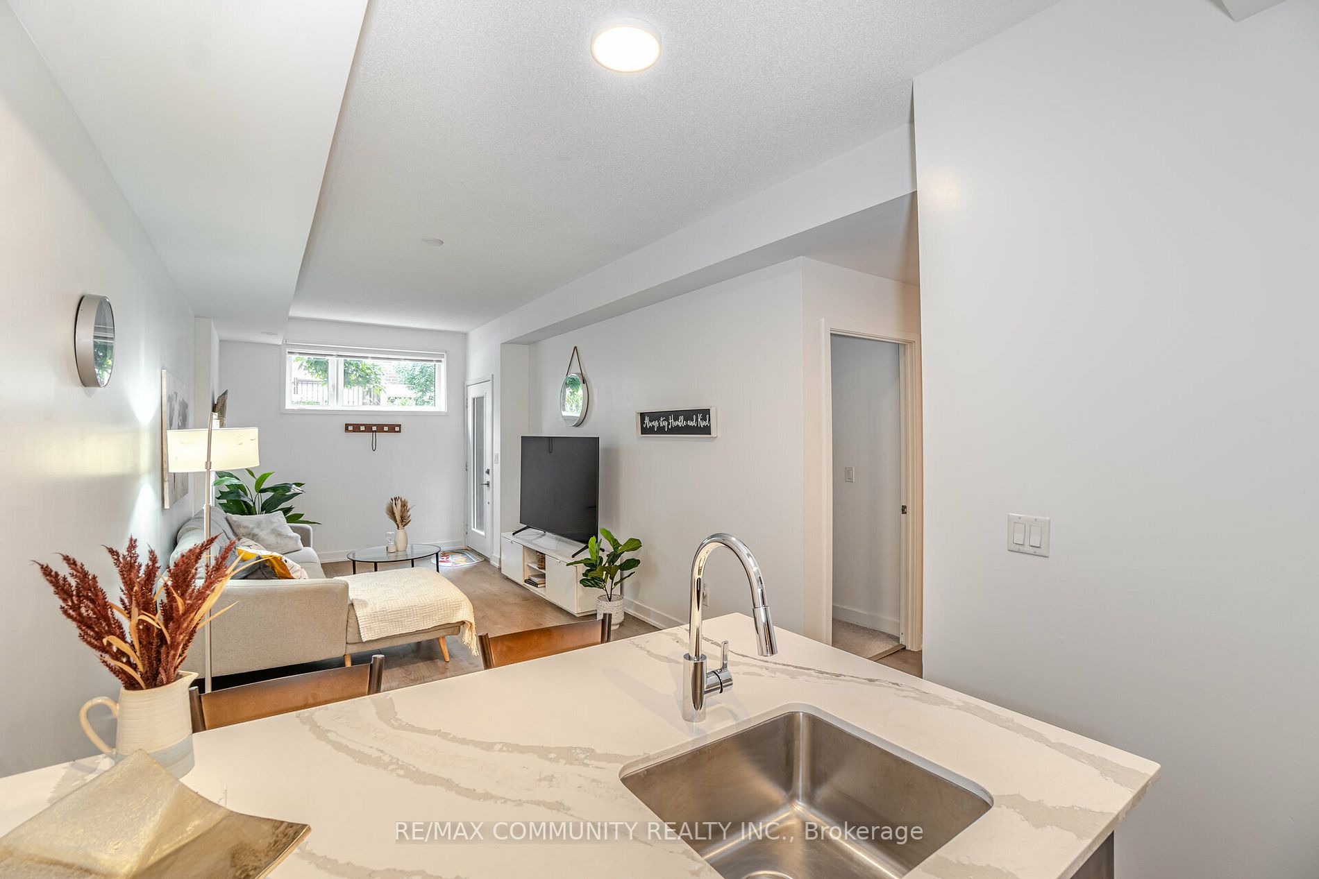 1141 Cooke Blvd, #409