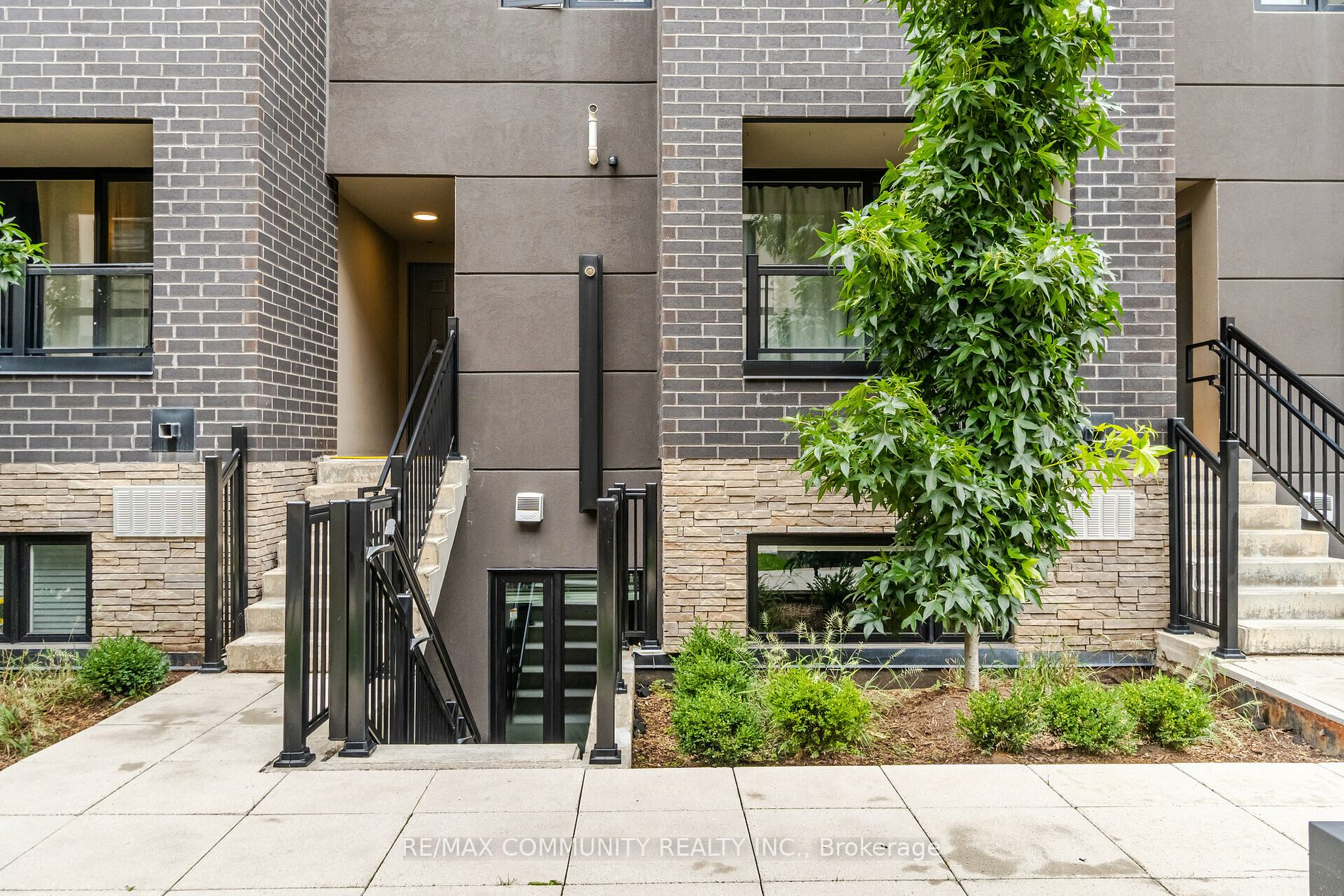 1141 Cooke Blvd, #409