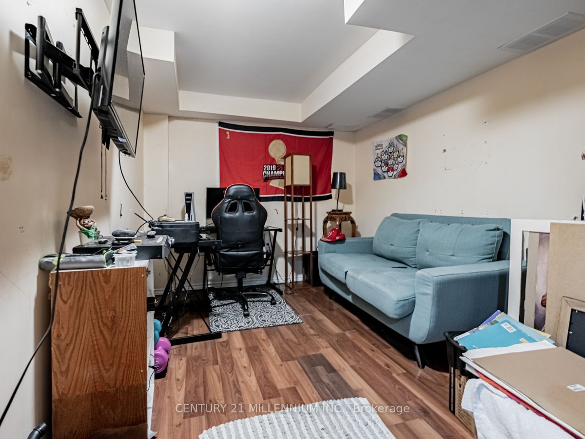 57 Tideland Dr