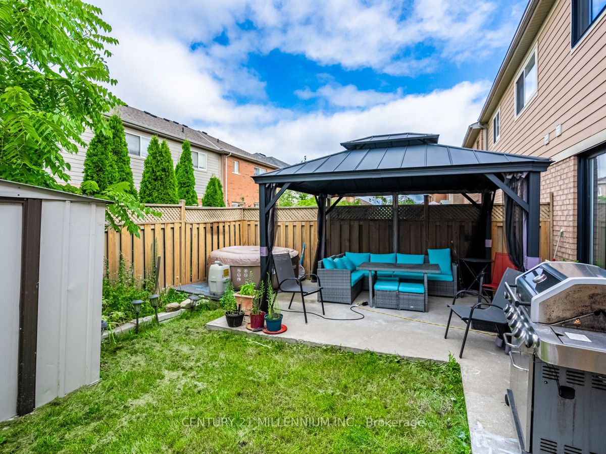 57 Tideland Dr