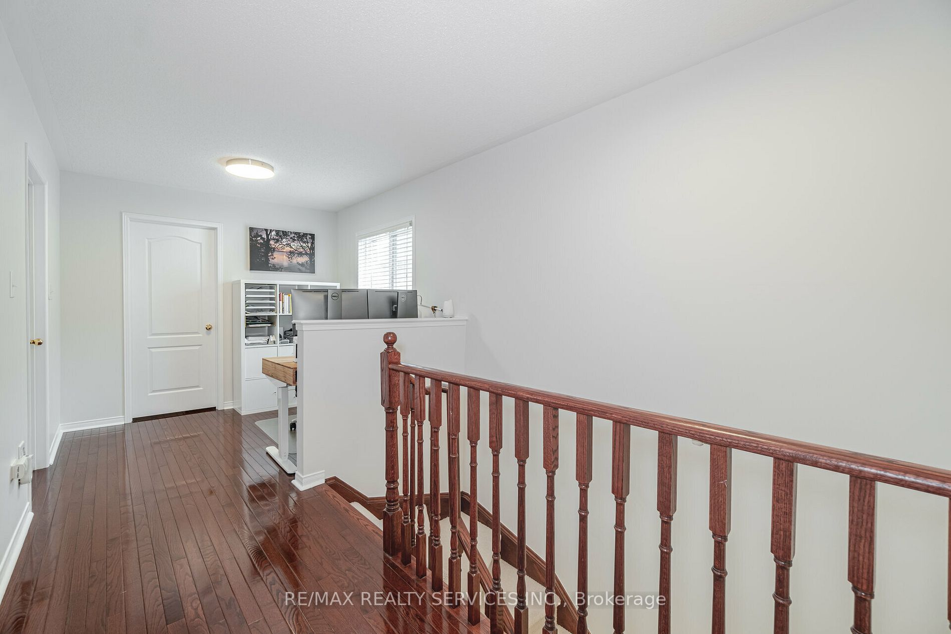 98 Tomabrook Cres