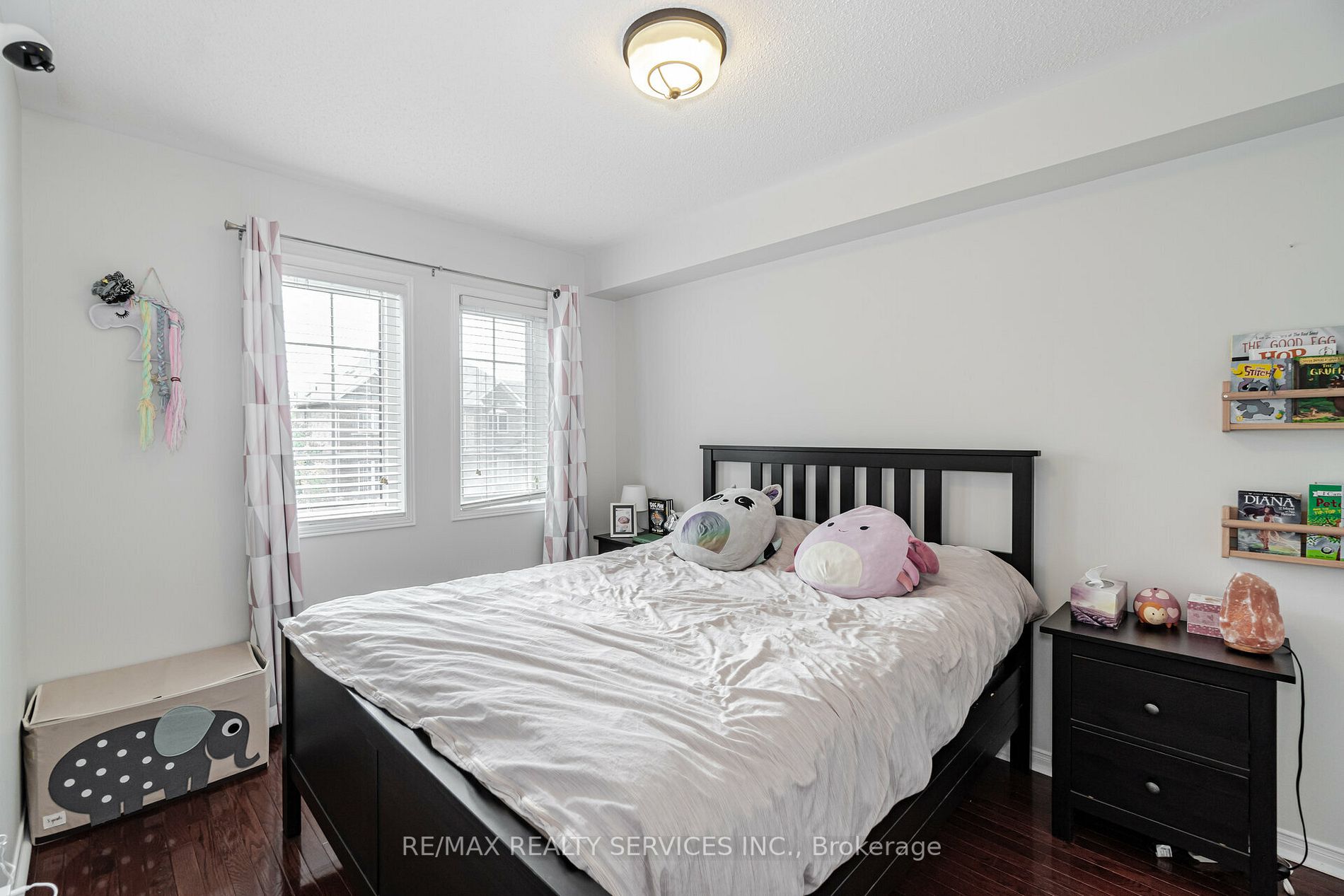 98 Tomabrook Cres