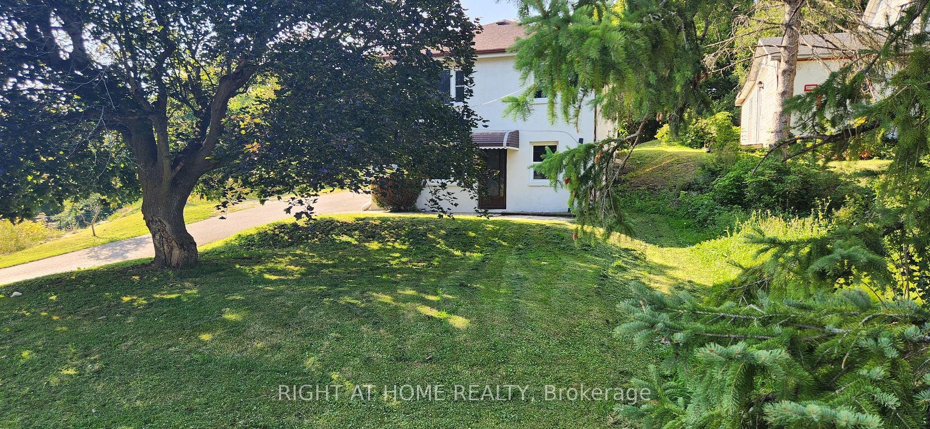 5 John St, #Upper
