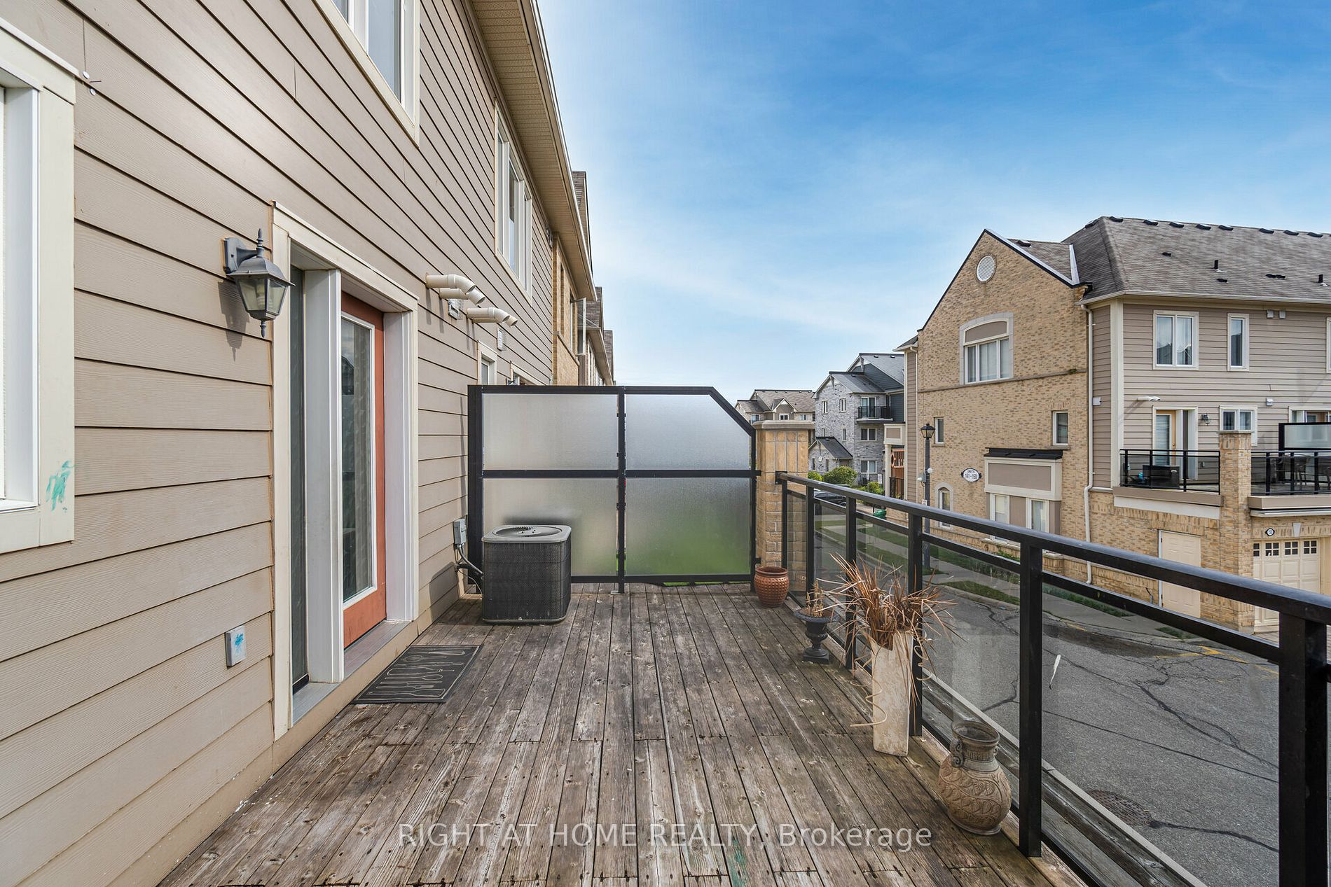 60 Fairwood Circ, #45