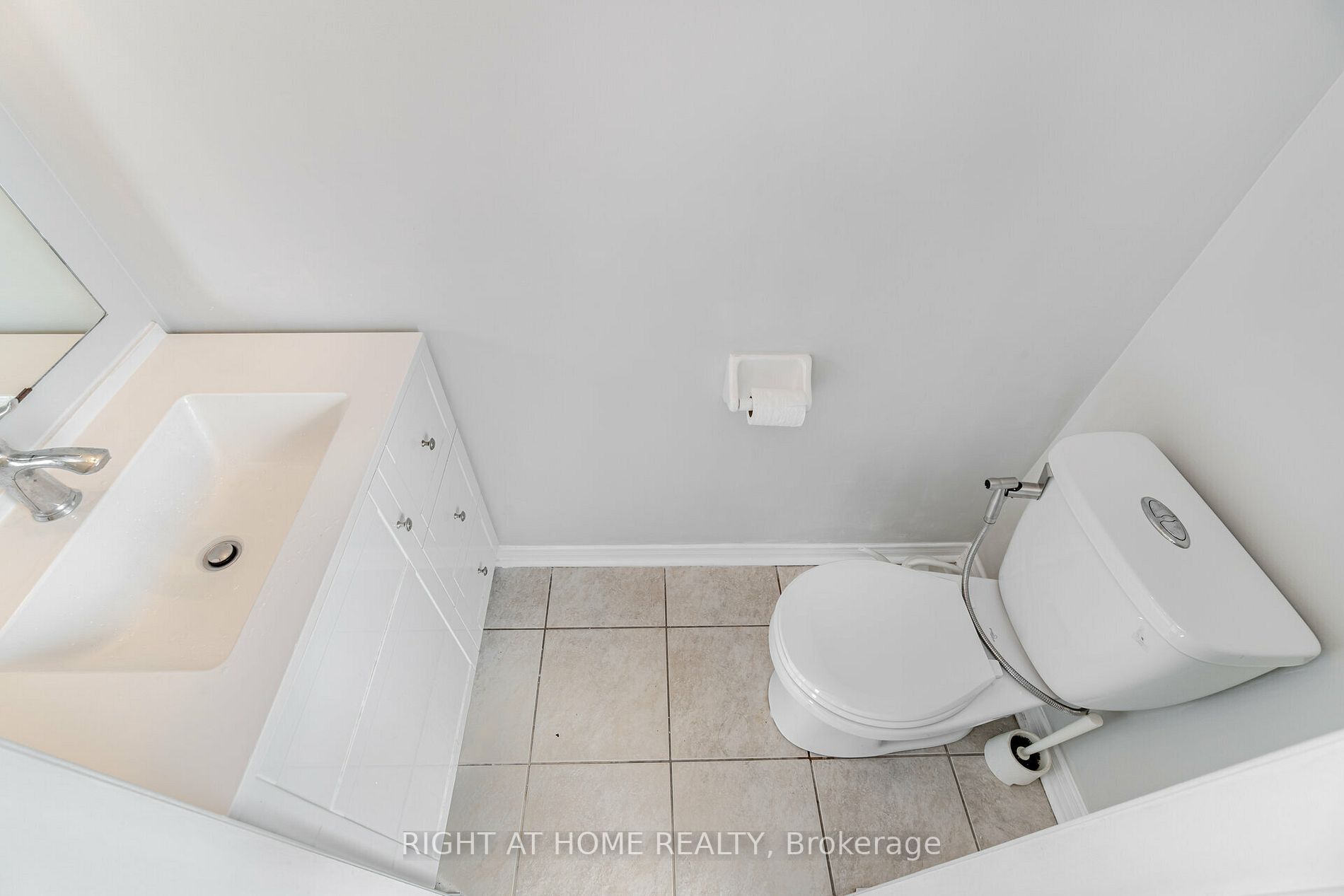60 Fairwood Circ, #45