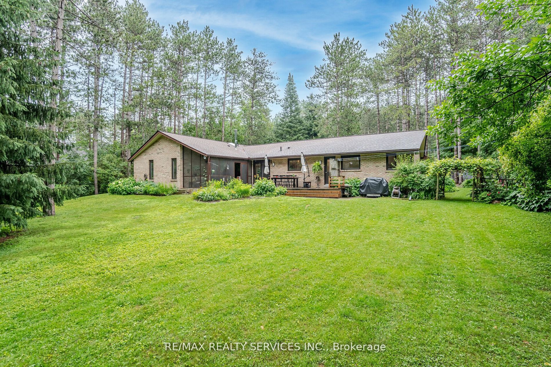 32 Damascus Drive