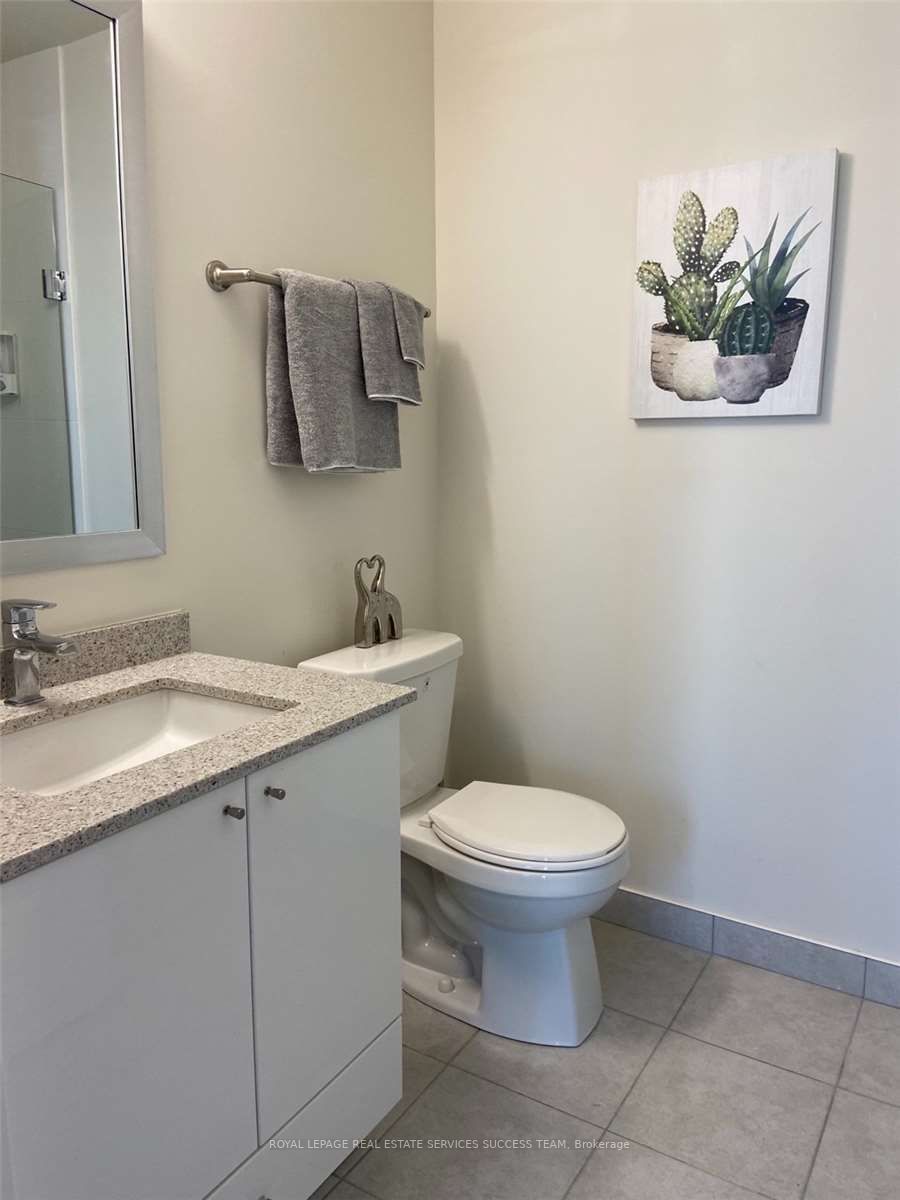 35 Watergarden Dr, #2714