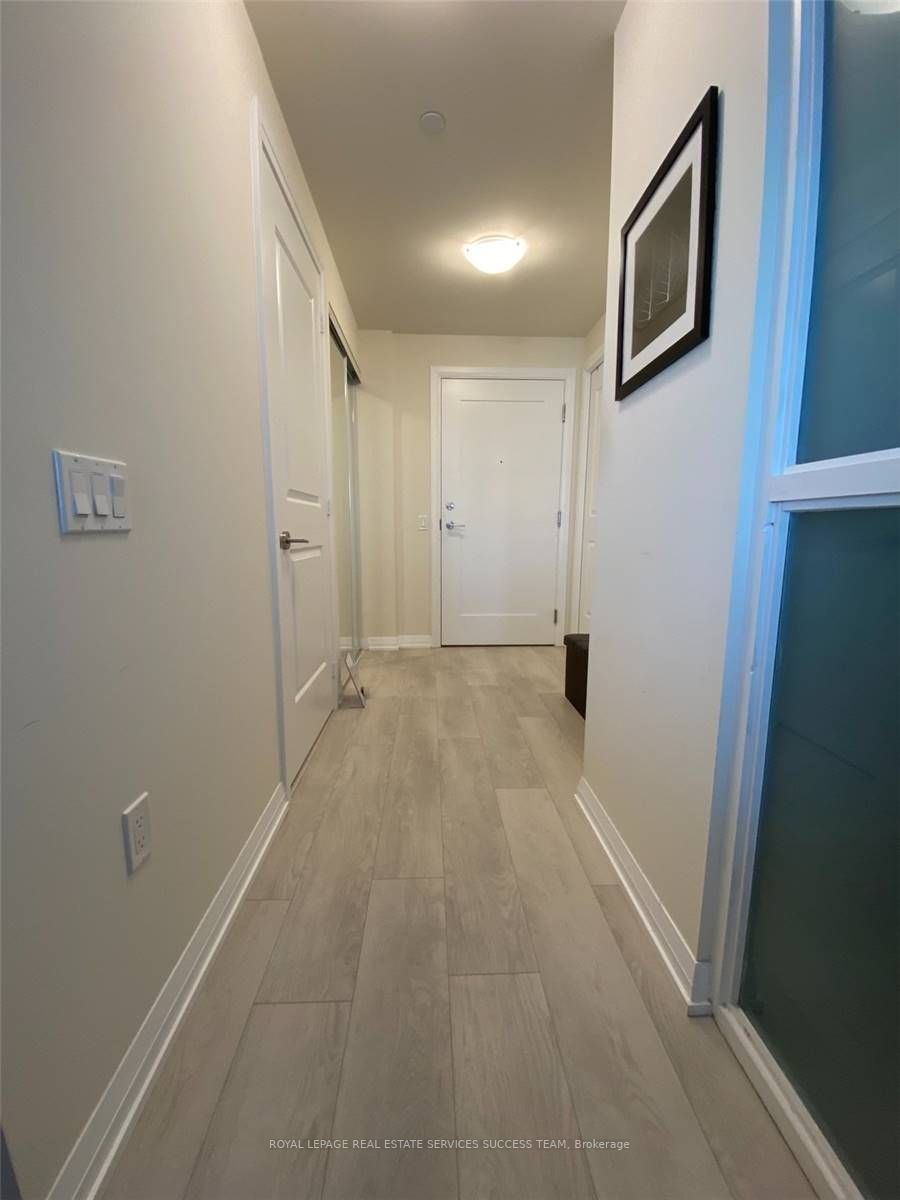35 Watergarden Dr, #2714