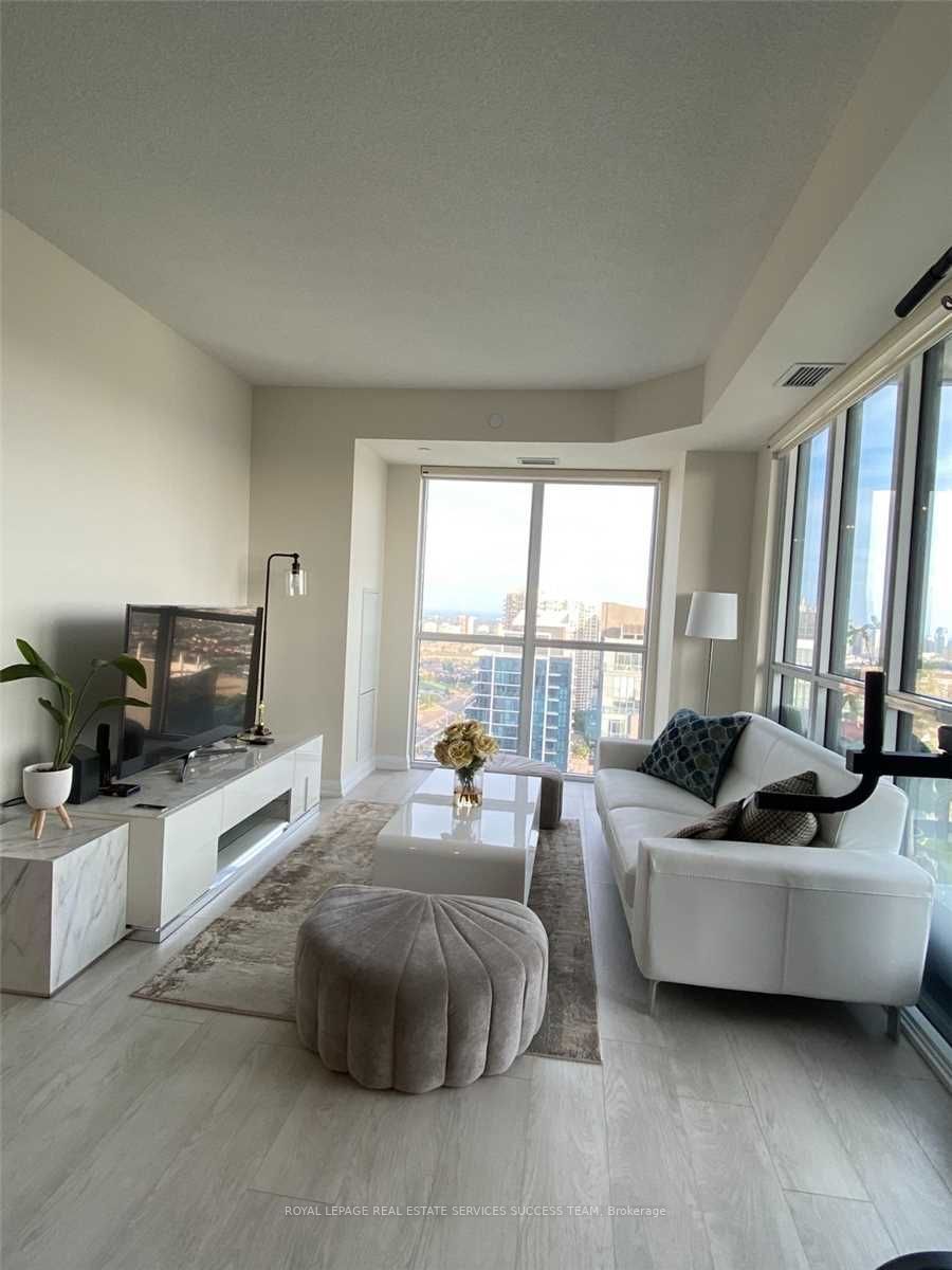 35 Watergarden Dr, #2714