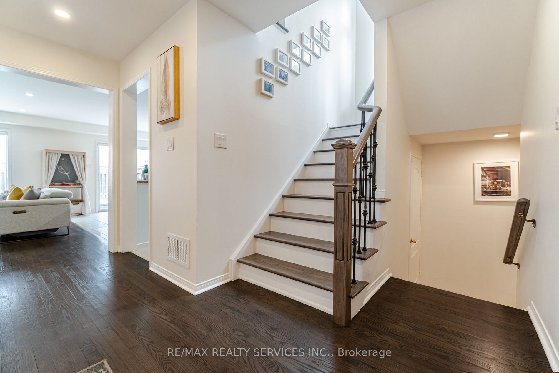 125 Fairhill Ave